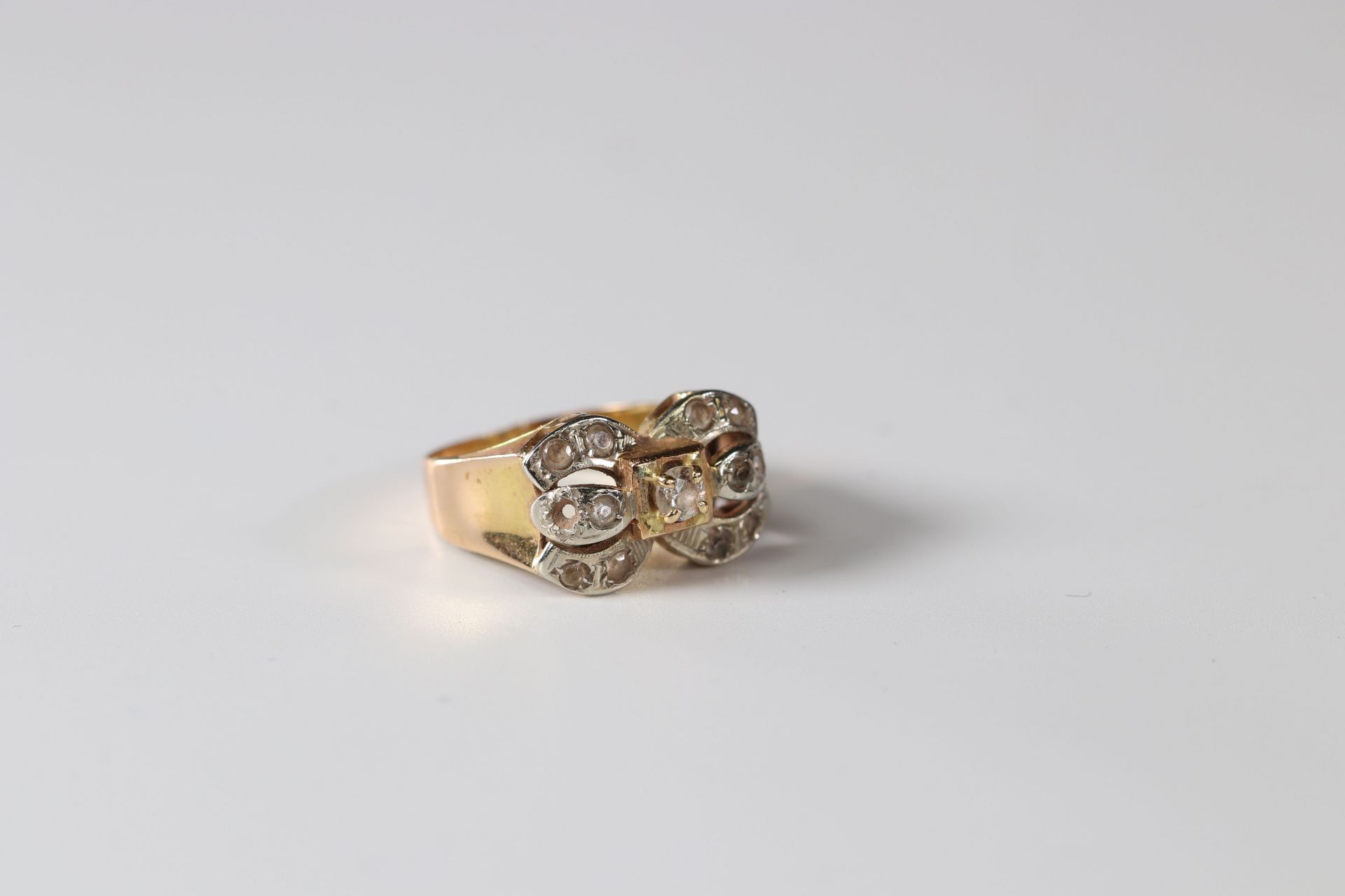 Gold ring in Art Deco style (5.5 grams)