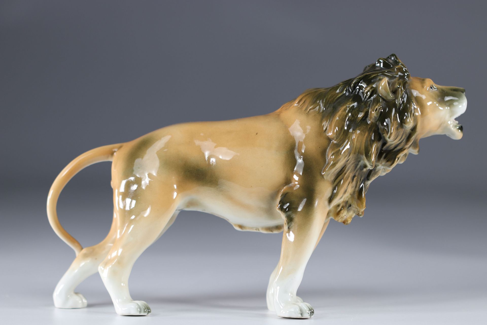 Sitzendorf porcelain lion - Image 2 of 4