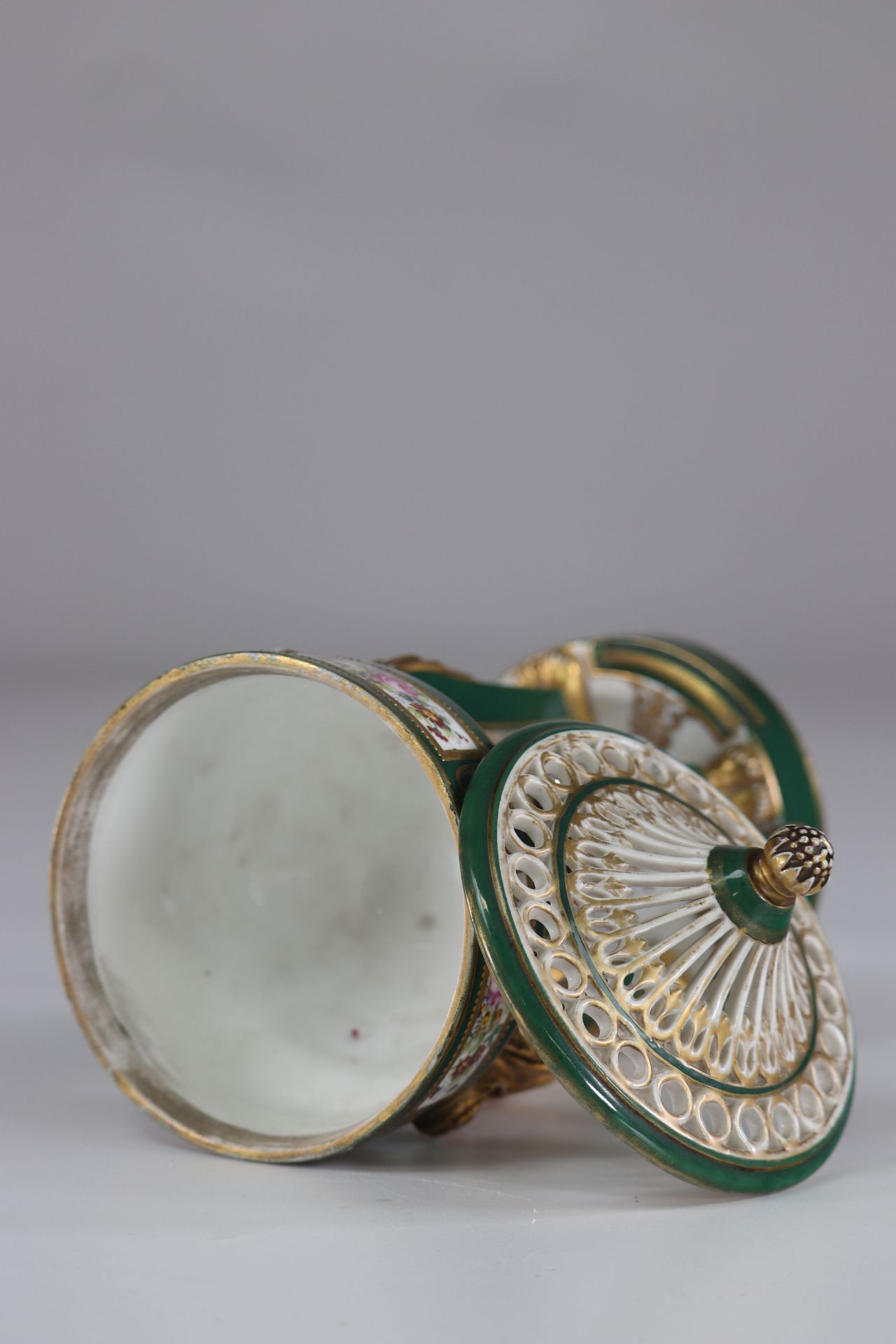 Sevres porcelain perfume burner in Empire style - Image 3 of 4