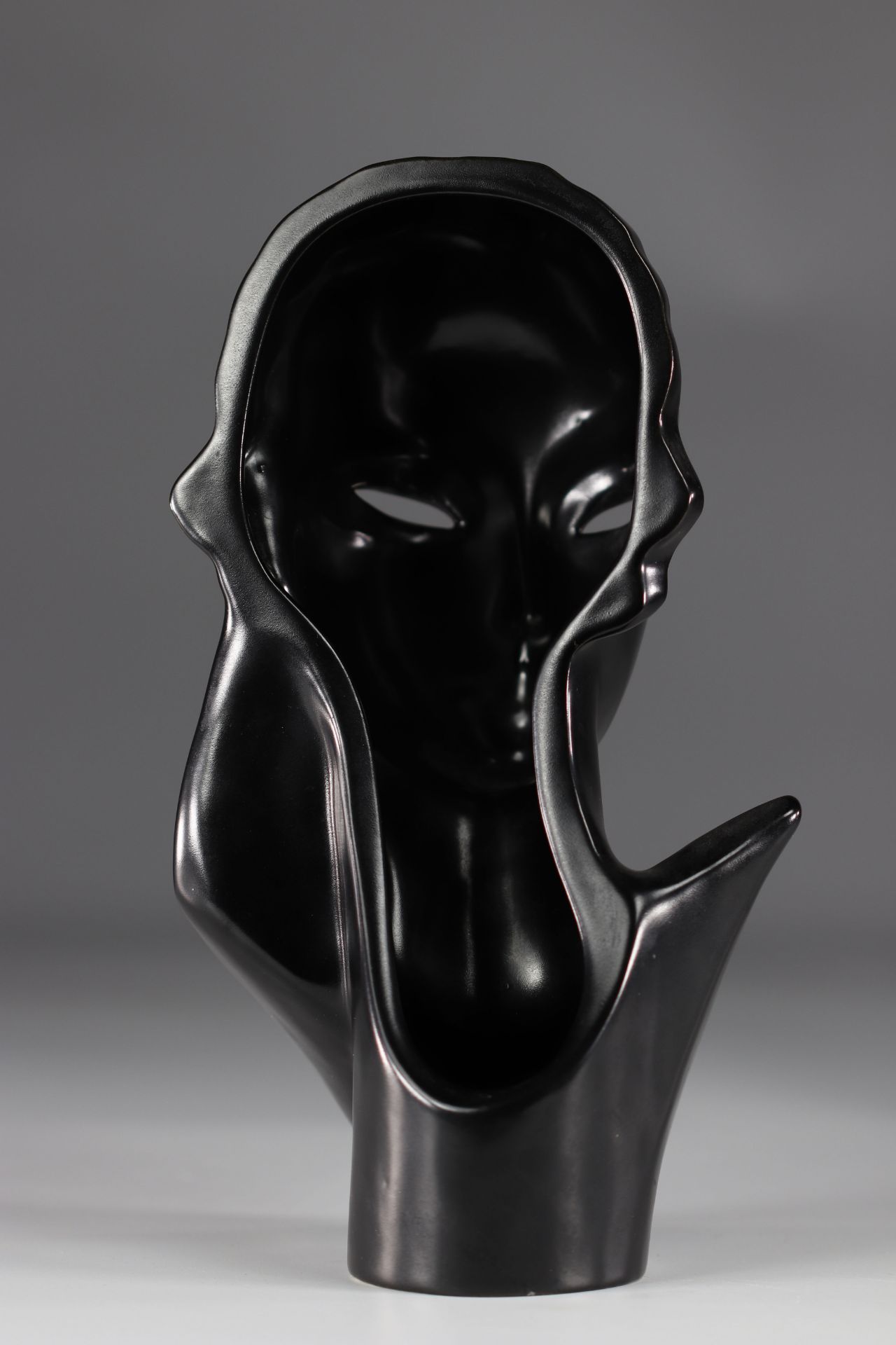 Villeroy & Boch Septfontaines mask "Eve" by Edouard Hermanutz 1930/1940 - Image 5 of 6