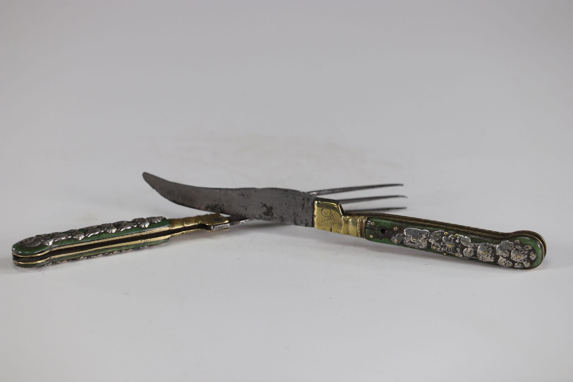 Pair of richly decorated 17th century cutlery
