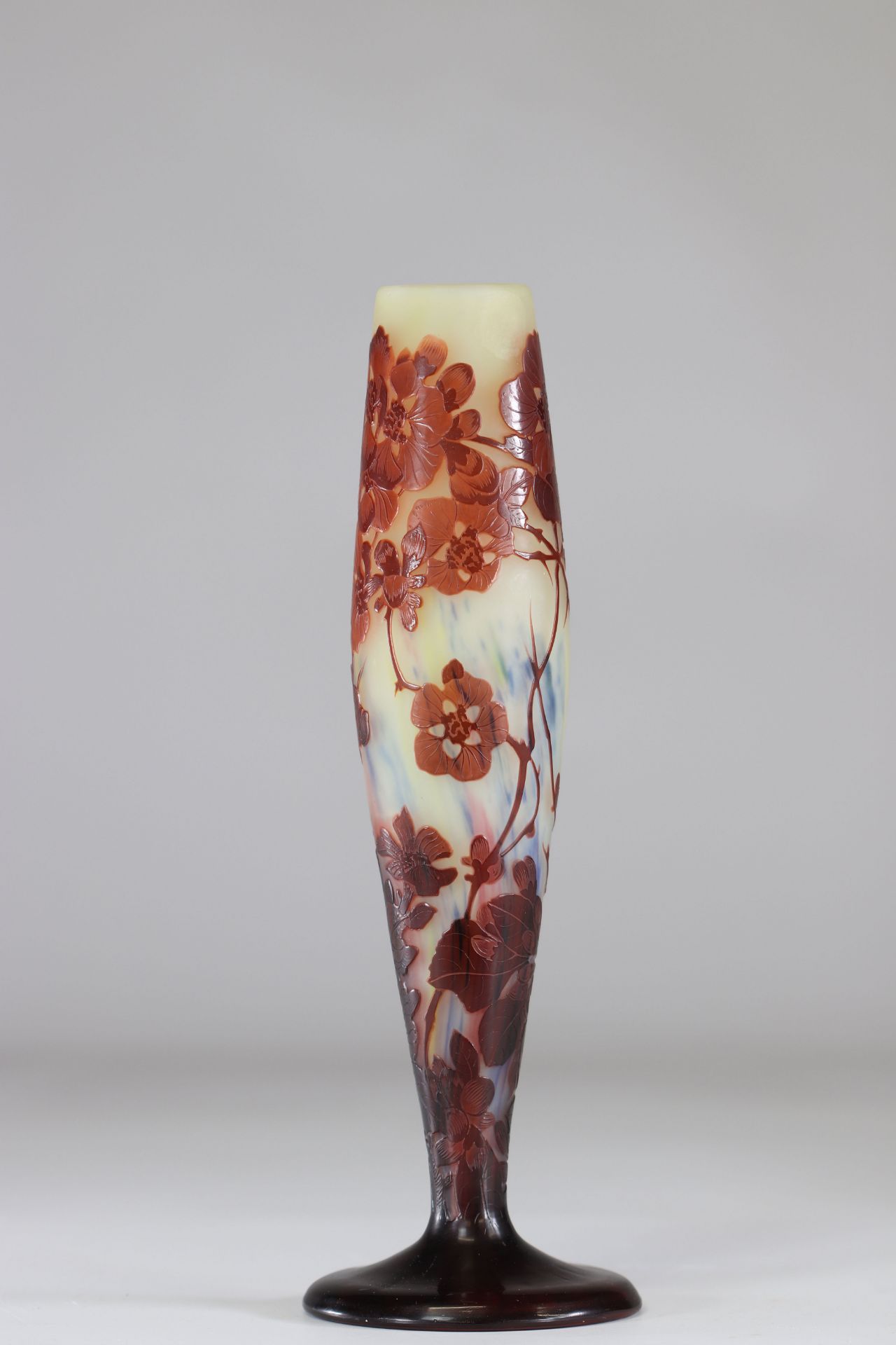 Emile Galle clear vase with acid decoration "apple blossoms" - Image 2 of 5