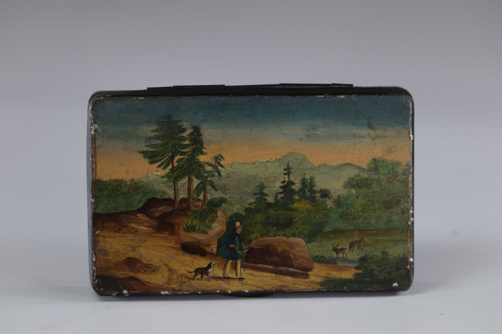 box painted with a hunting scene 19th