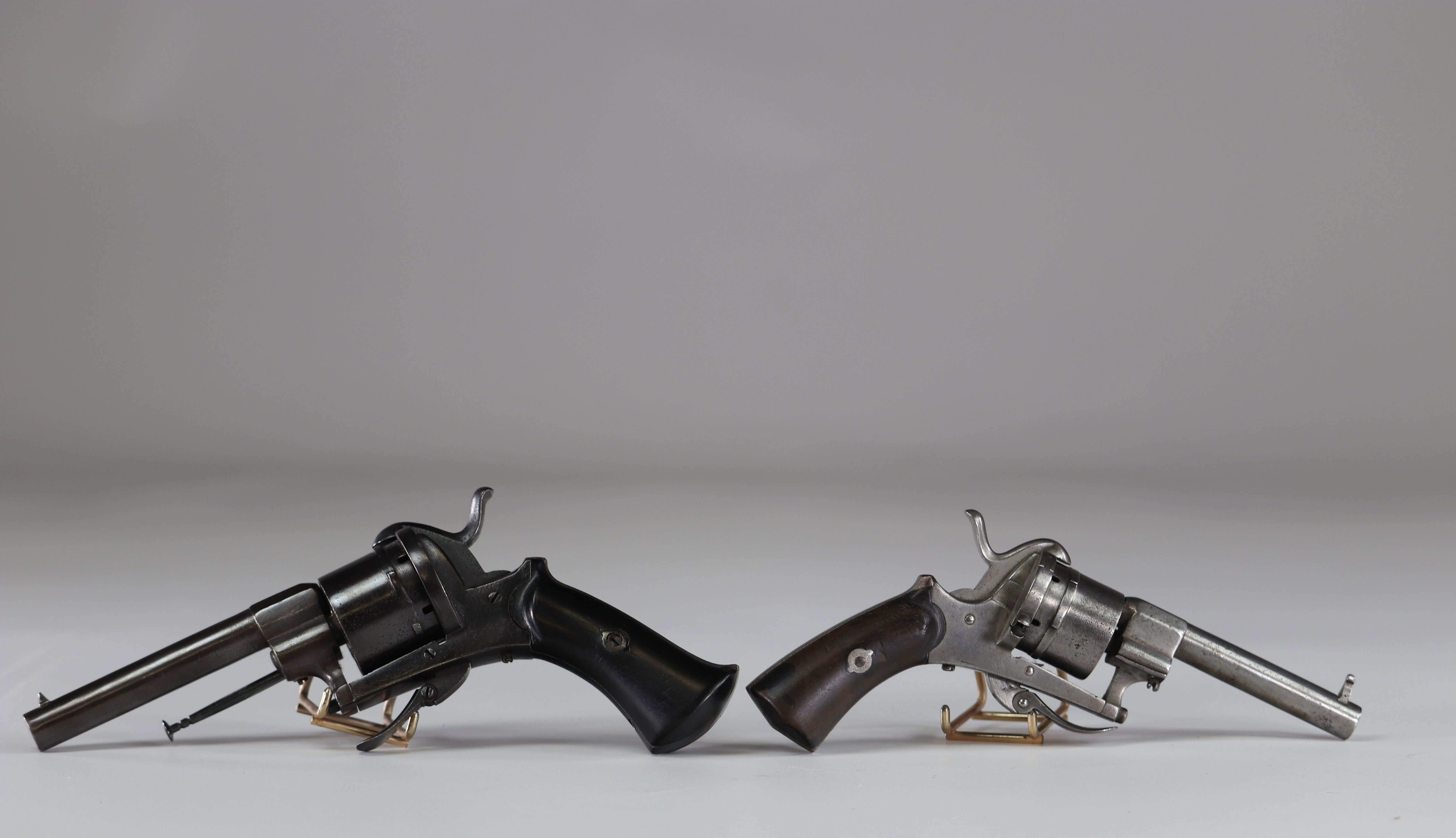 Old barrel revolvers set of 2 - Image 2 of 2