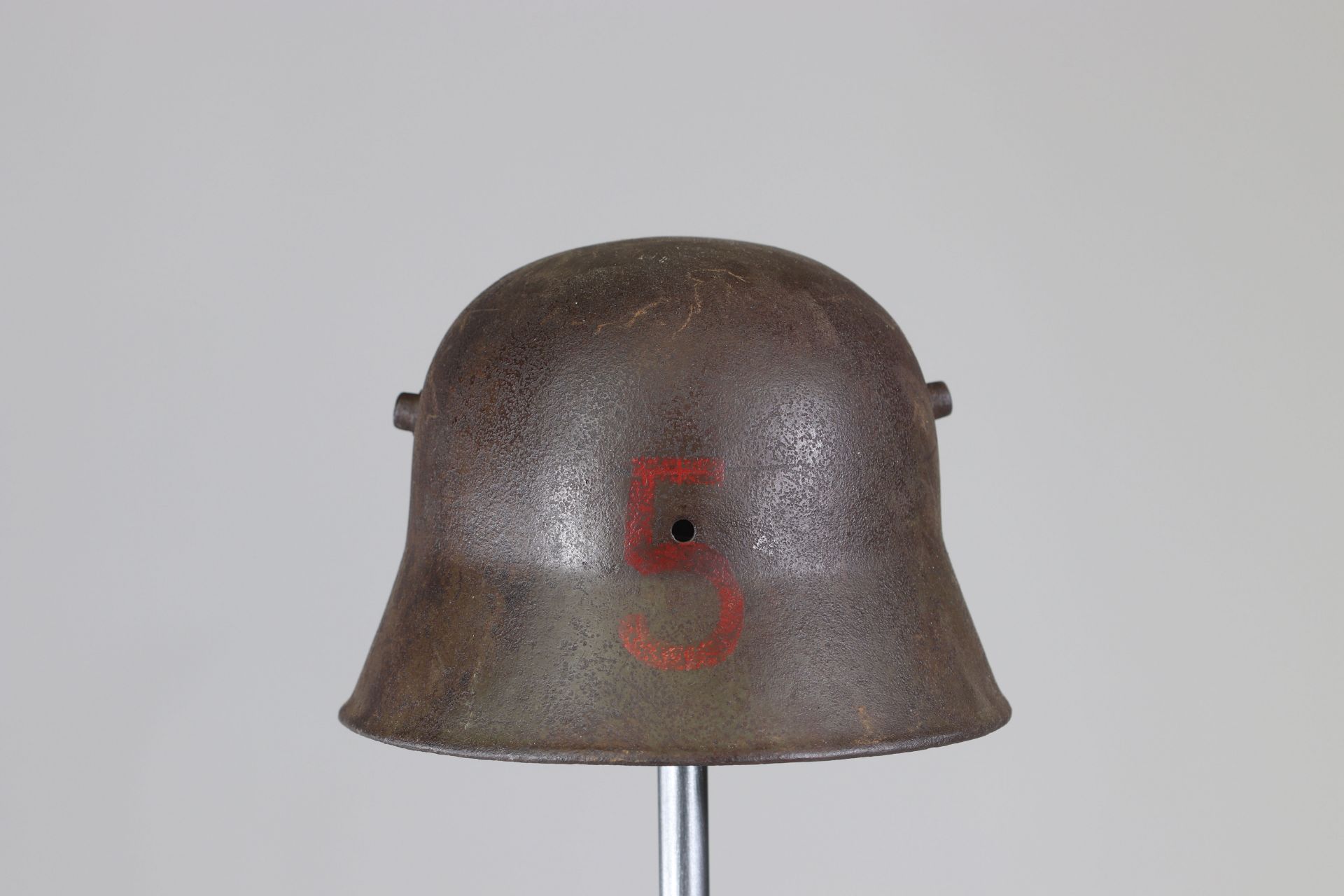 MOD 1918 helmet pan - Image 4 of 5