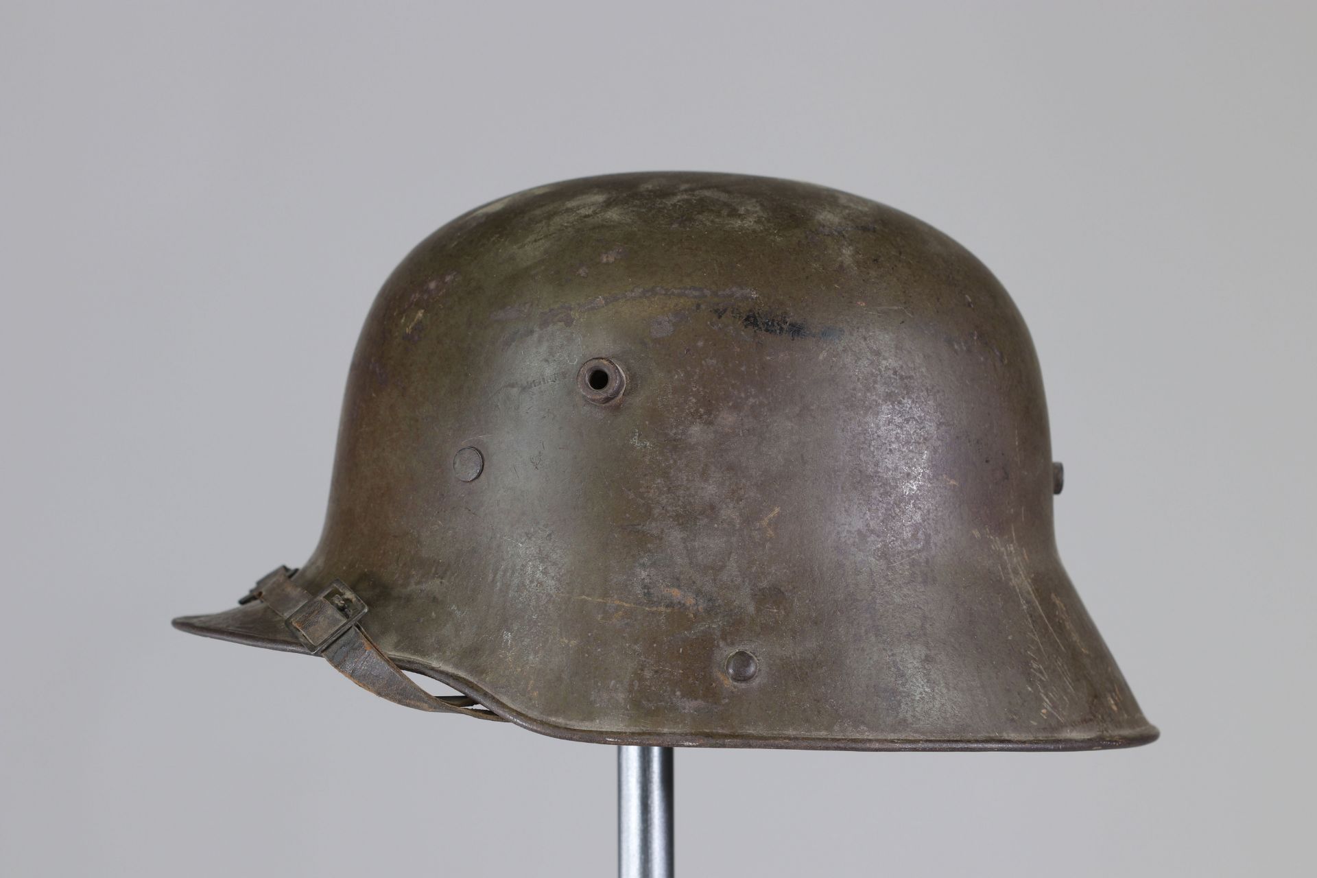 German WWII model 16 helmet - Image 3 of 5