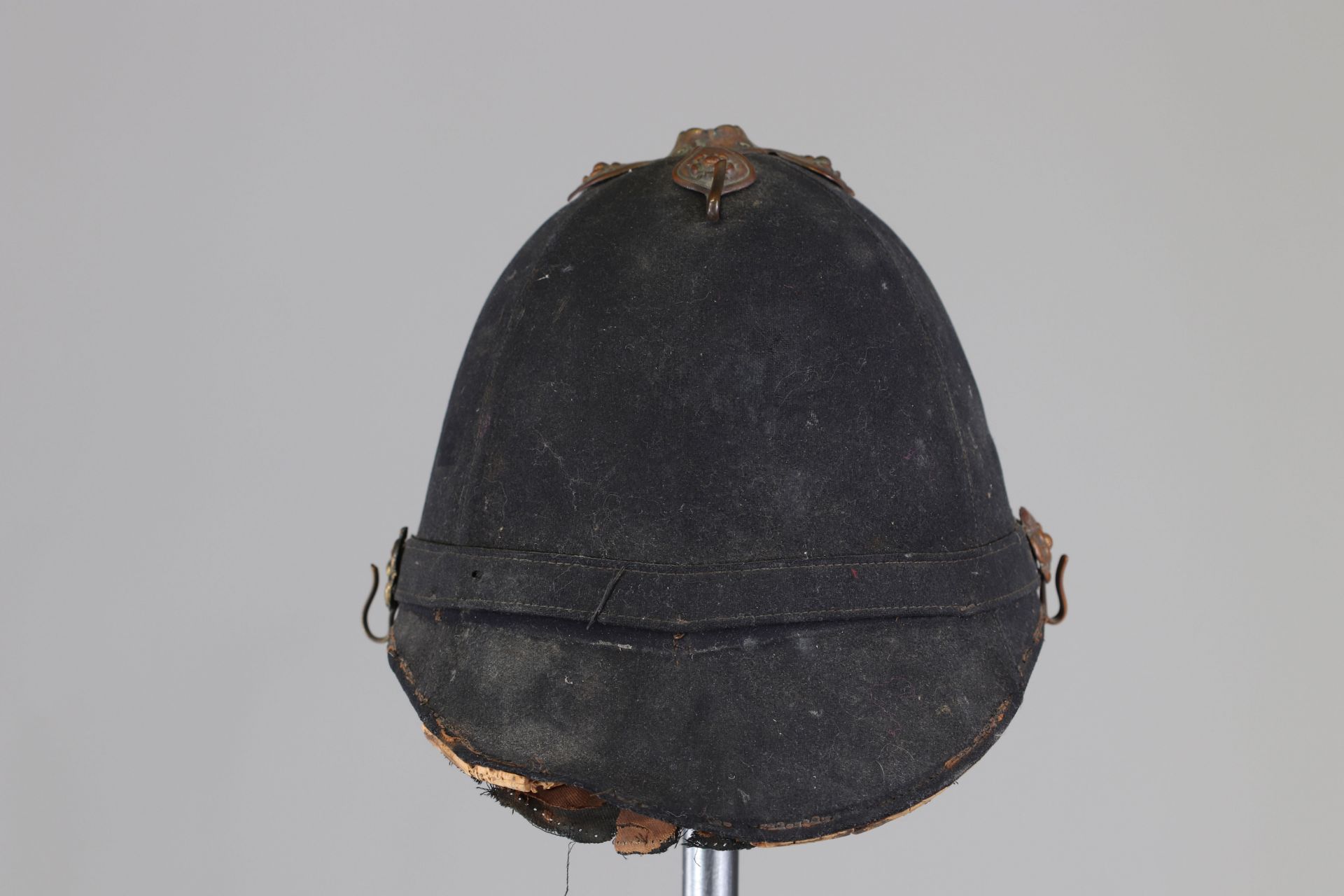 English police helmet late 19th - Image 4 of 5