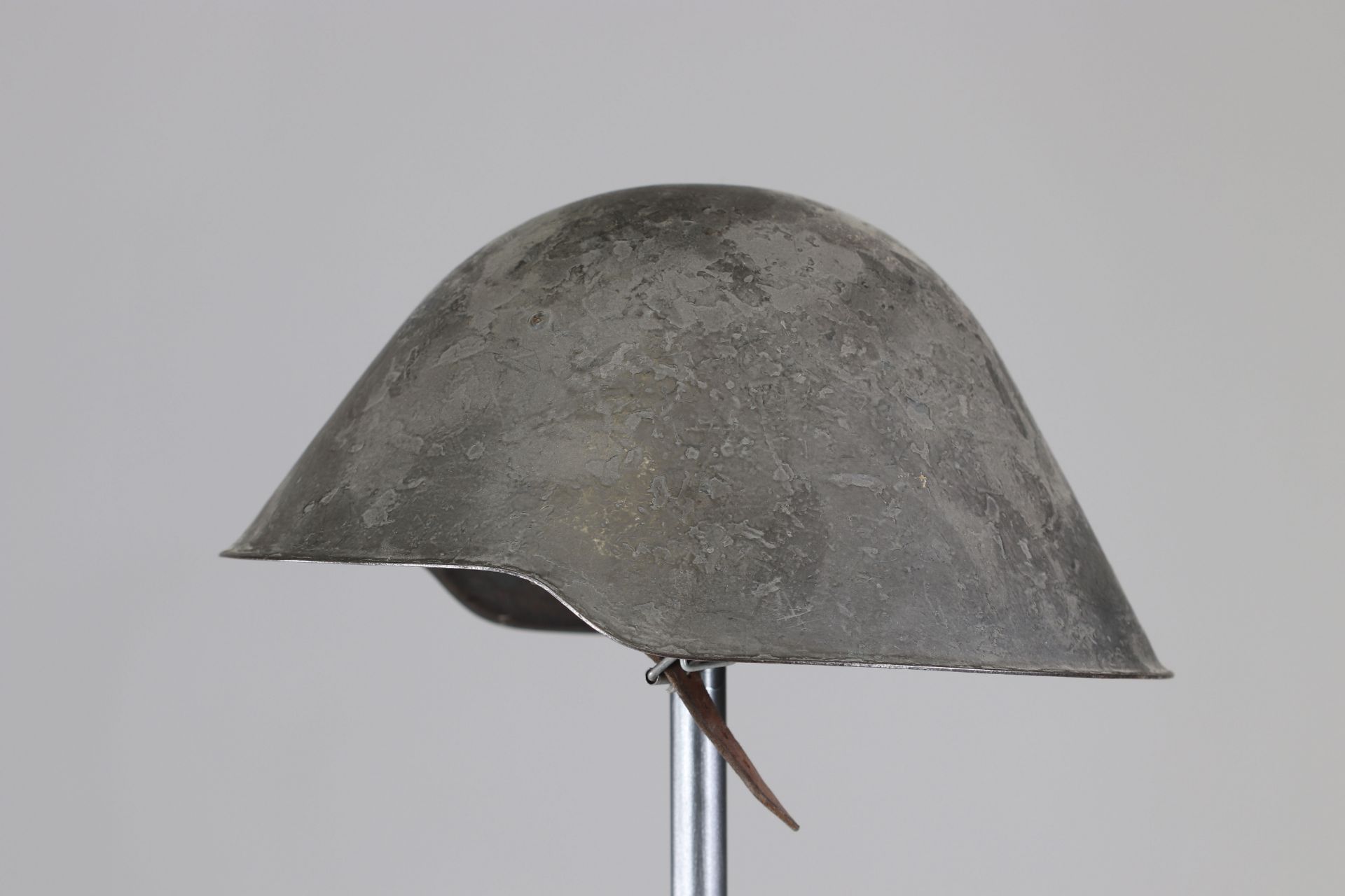 Eastern country helmet - Image 3 of 5