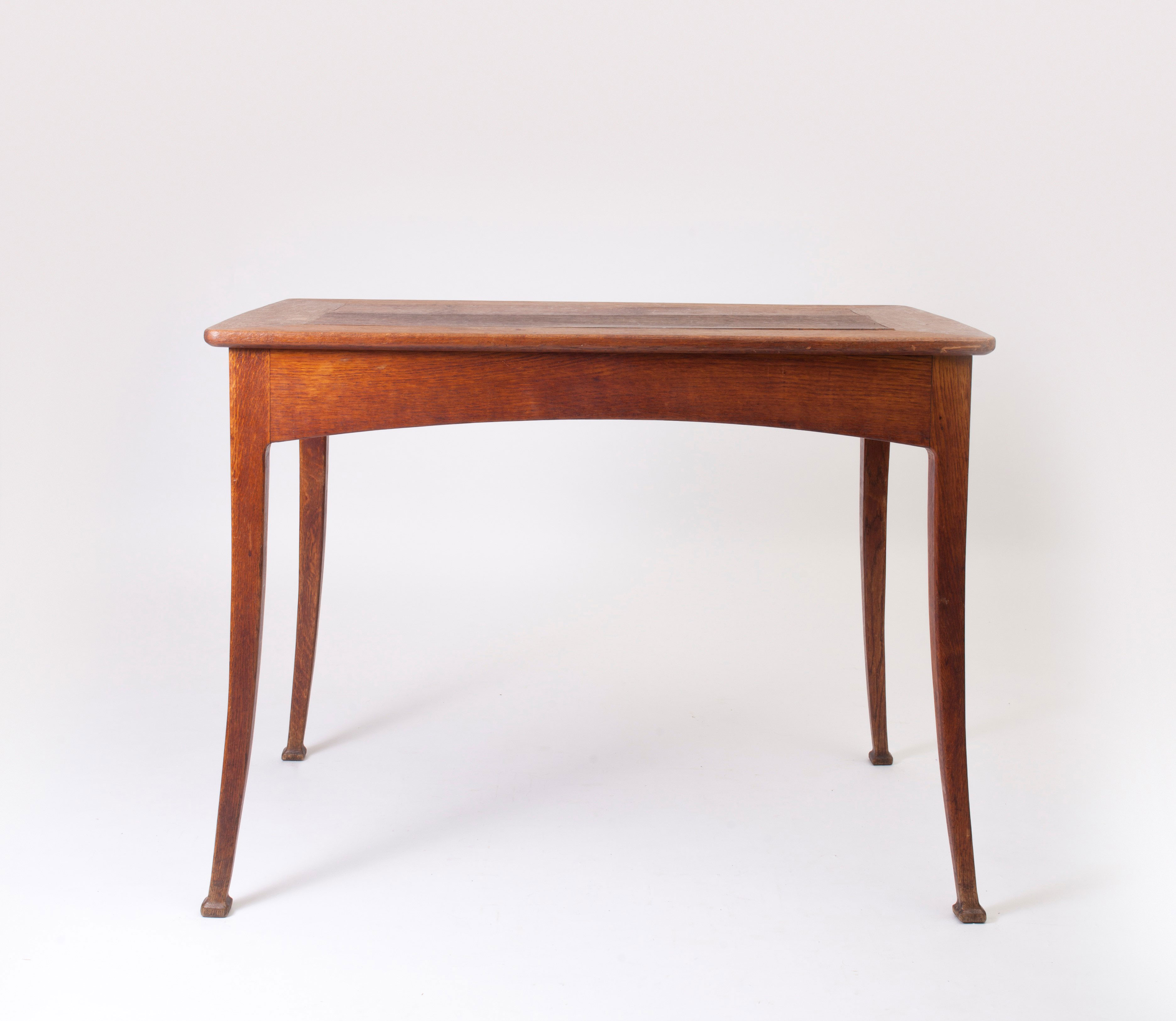 Leon Pavot (1871-1918) Art Nouveau oak table 1900