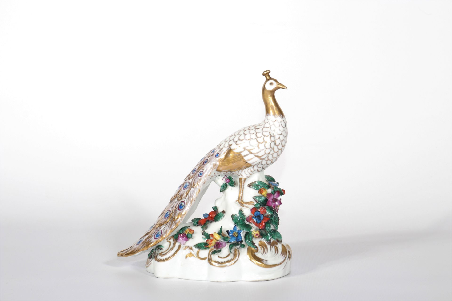 Porcelain of Capodimonte "the Peacock"