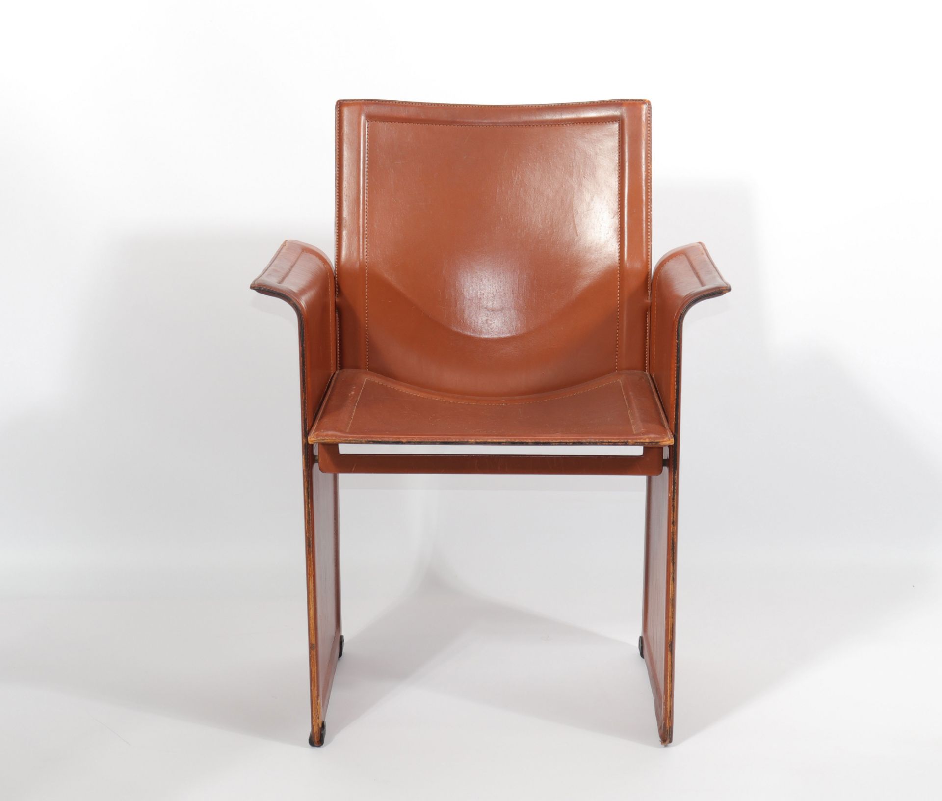 Suite of 12 Matteo Grassi chairs in brown patina leather - Image 4 of 4