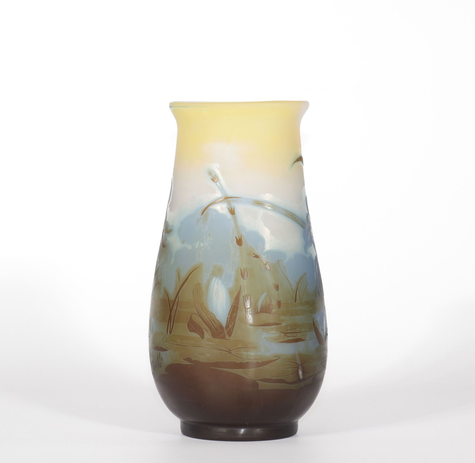 Emile Galle vase with aquatic decoration - Image 3 of 5