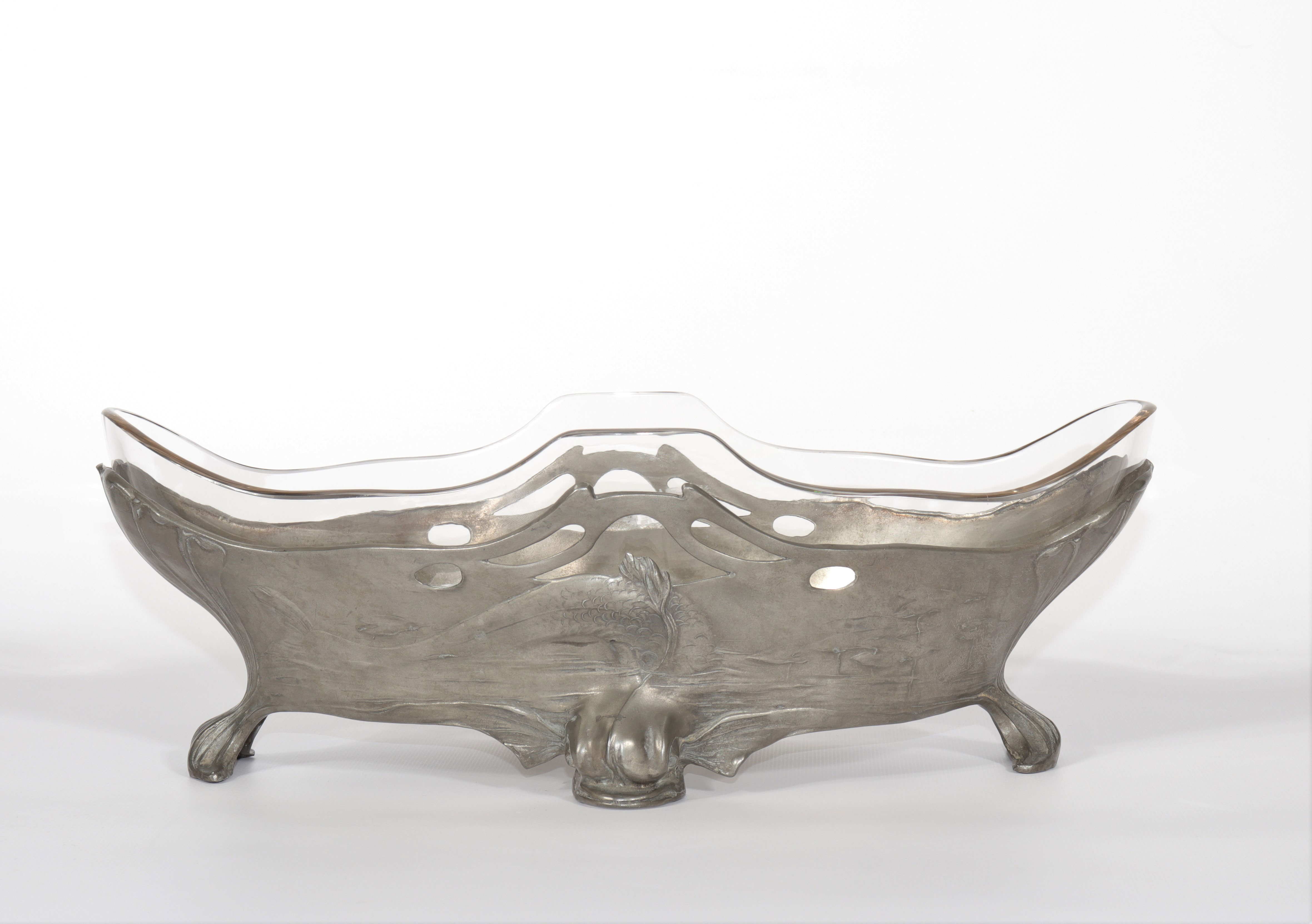 Art Nouveau planter in the shape of dolphins circa 1900 - Image 3 of 4