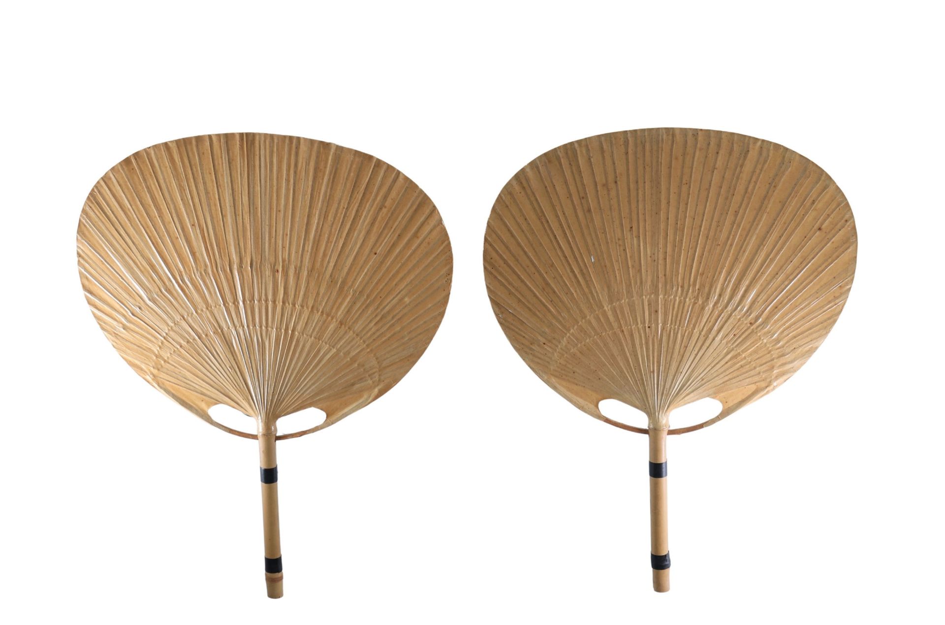 Ingo Maurer (born in 1932) Uchiwa III model Pair of bamboo and rice paper wall lights Design Edition