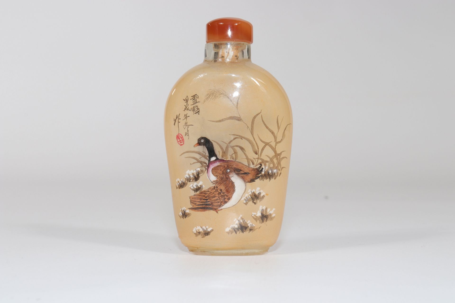 China painted glass snuffbox with geese decor - Image 2 of 2
