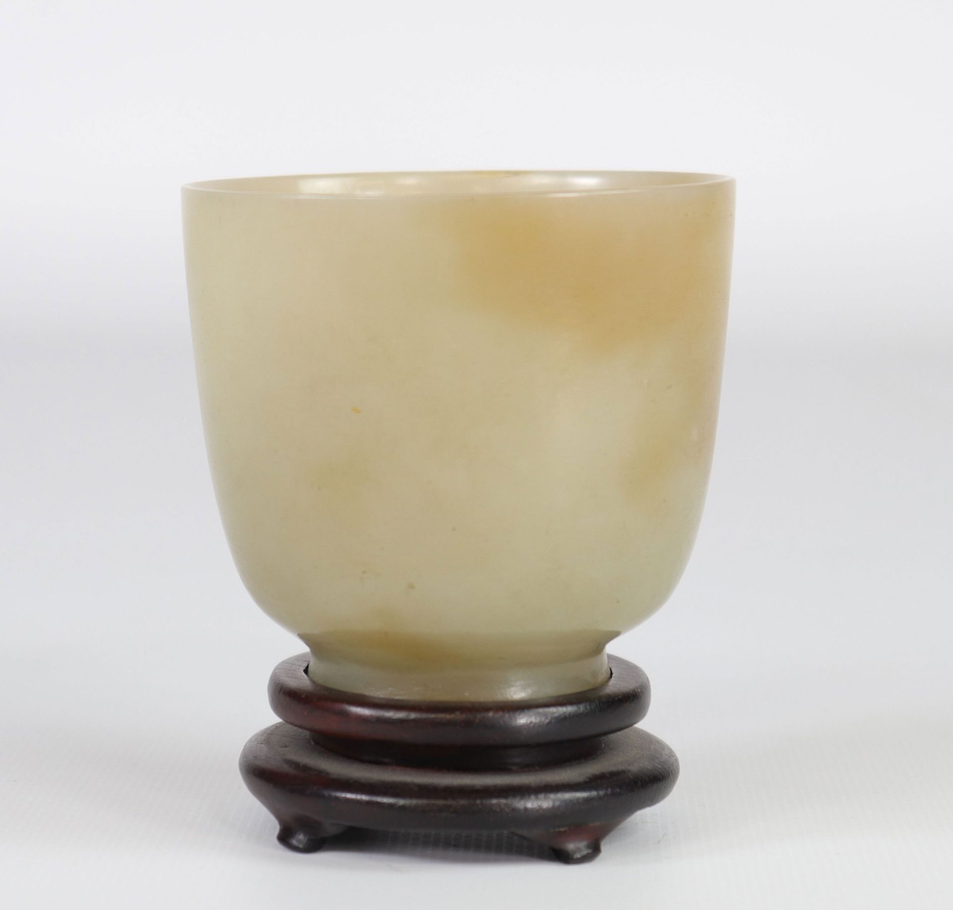 Chinese jade flared bowl, 19th C. - Image 2 of 4