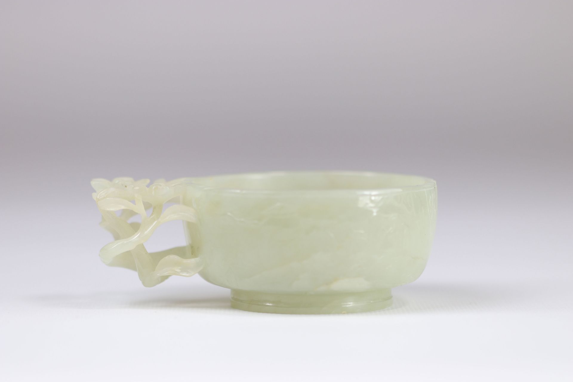 White jade water pot with vegetable decoration, Qing dynasty China