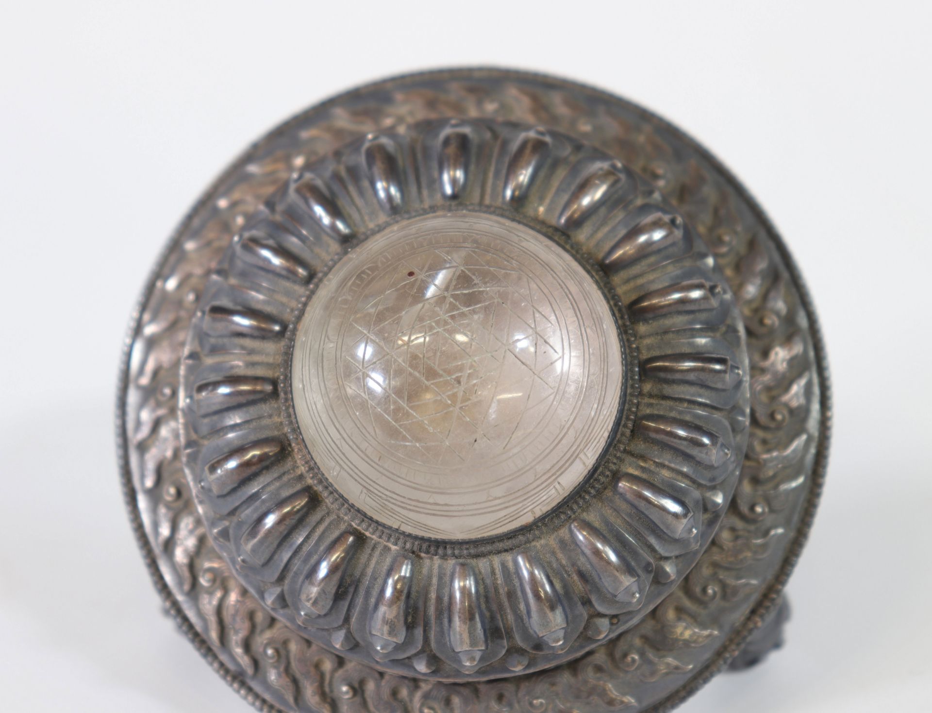 China, Silver literate object mounted on rock crystal, cut - Image 5 of 8