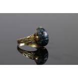 Yellow gold and scarab ring, Empire period, return from Egypt.