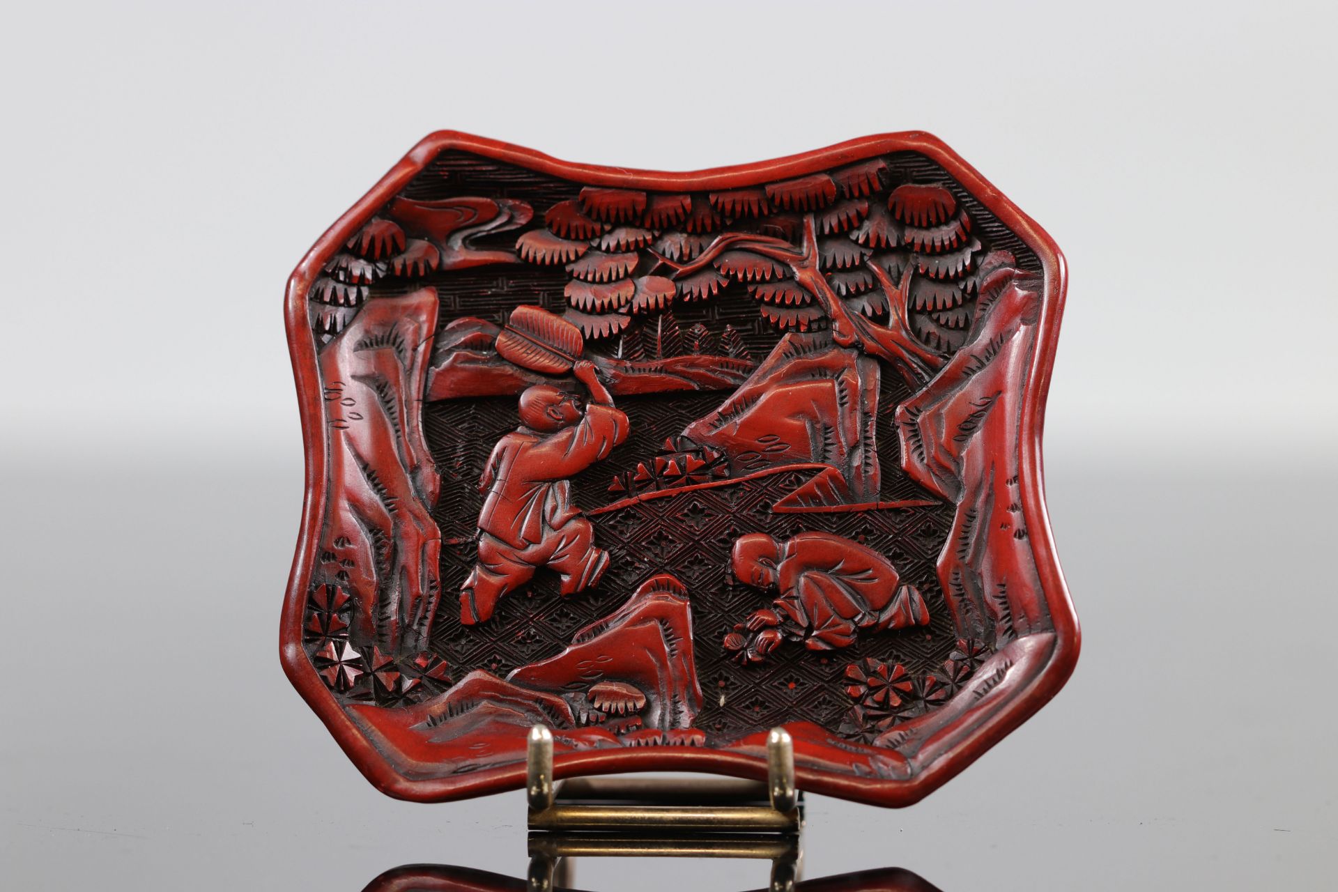 China, Cinnabar lacquer tray, vintage. Ming