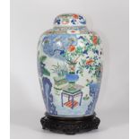 China covered baluster vase famille verte 18th mark and Kangxi riche period interior decor