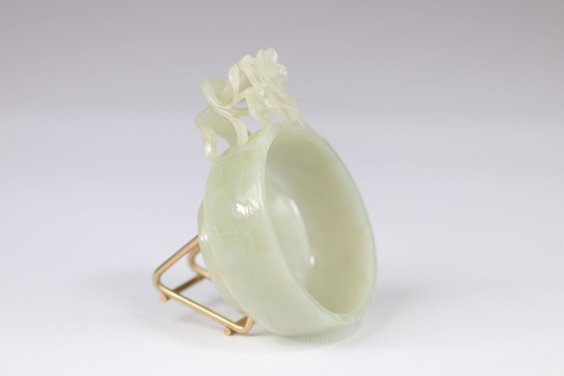 White jade water pot with vegetable decoration, Qing dynasty China - Image 10 of 10