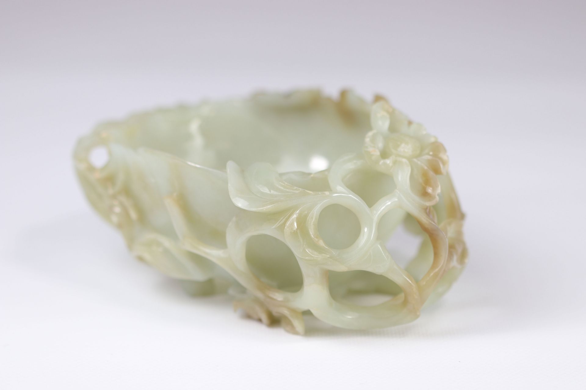 Celadon and beige jade brush rinse, Qing dynasty vegetable decor - Image 2 of 6