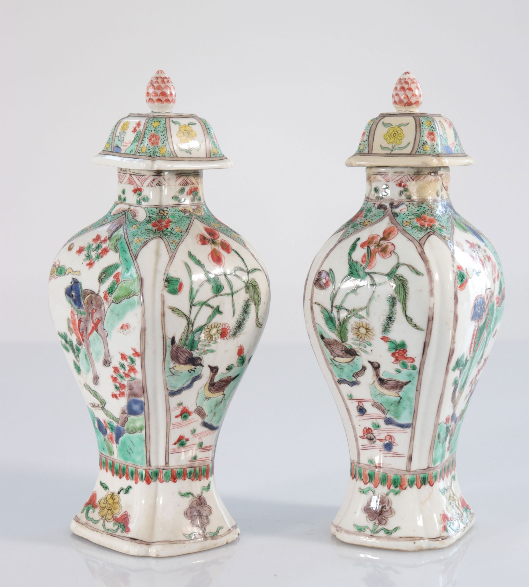 China pair of covered vases Kangxy period - Bild 3 aus 5