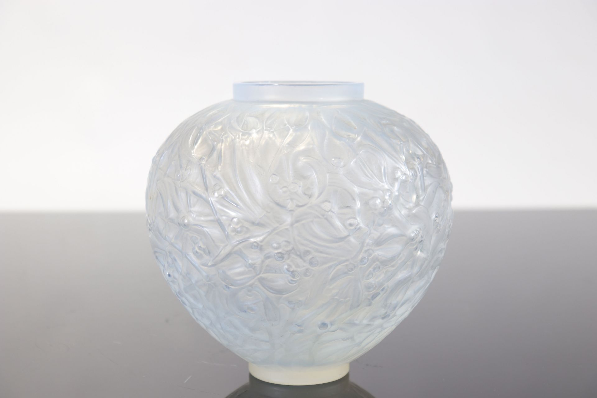 Lalique vase with mistletoe decoration