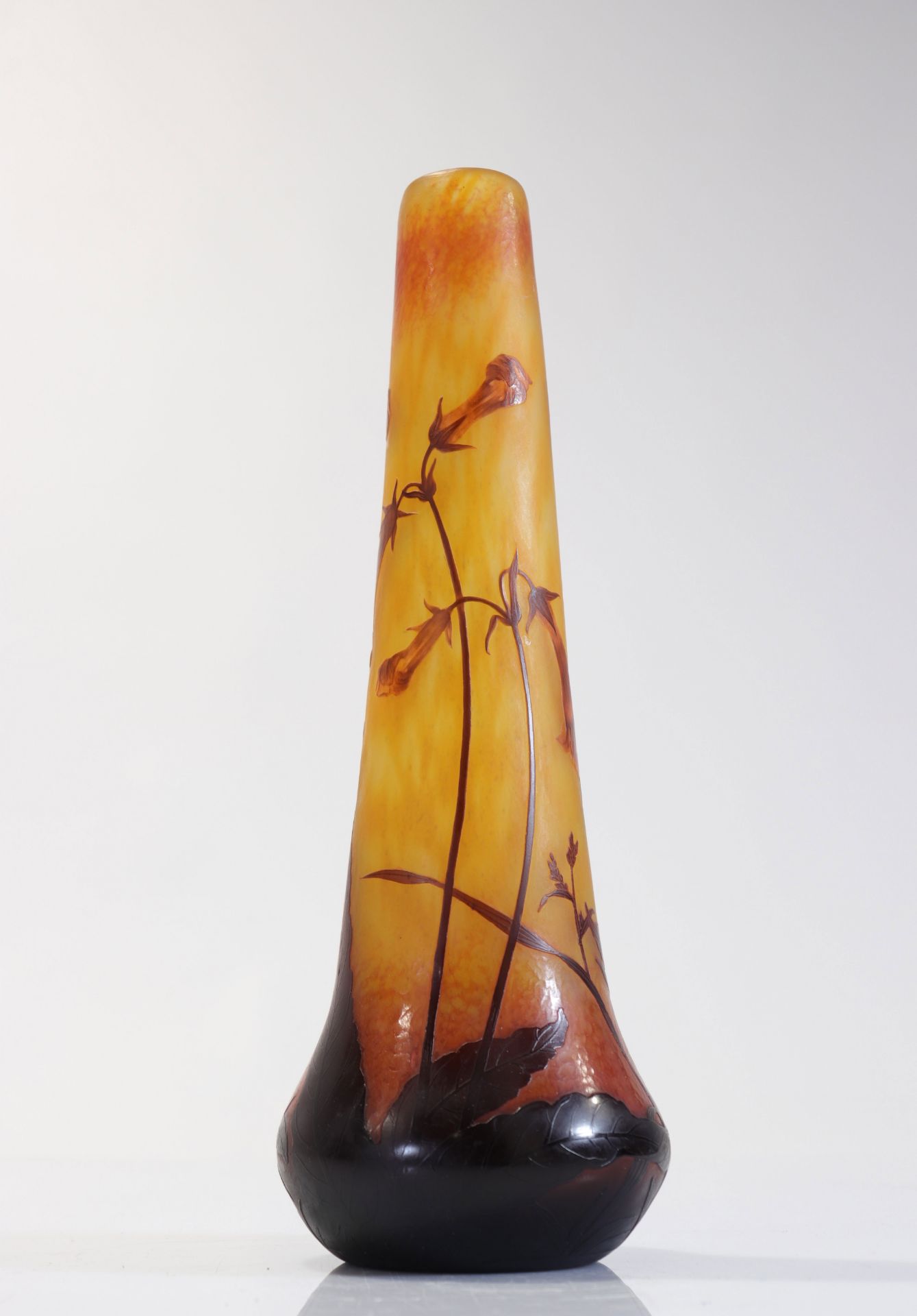 Daum Nancy large vase decorated with tobacco flowers - Image 3 of 4