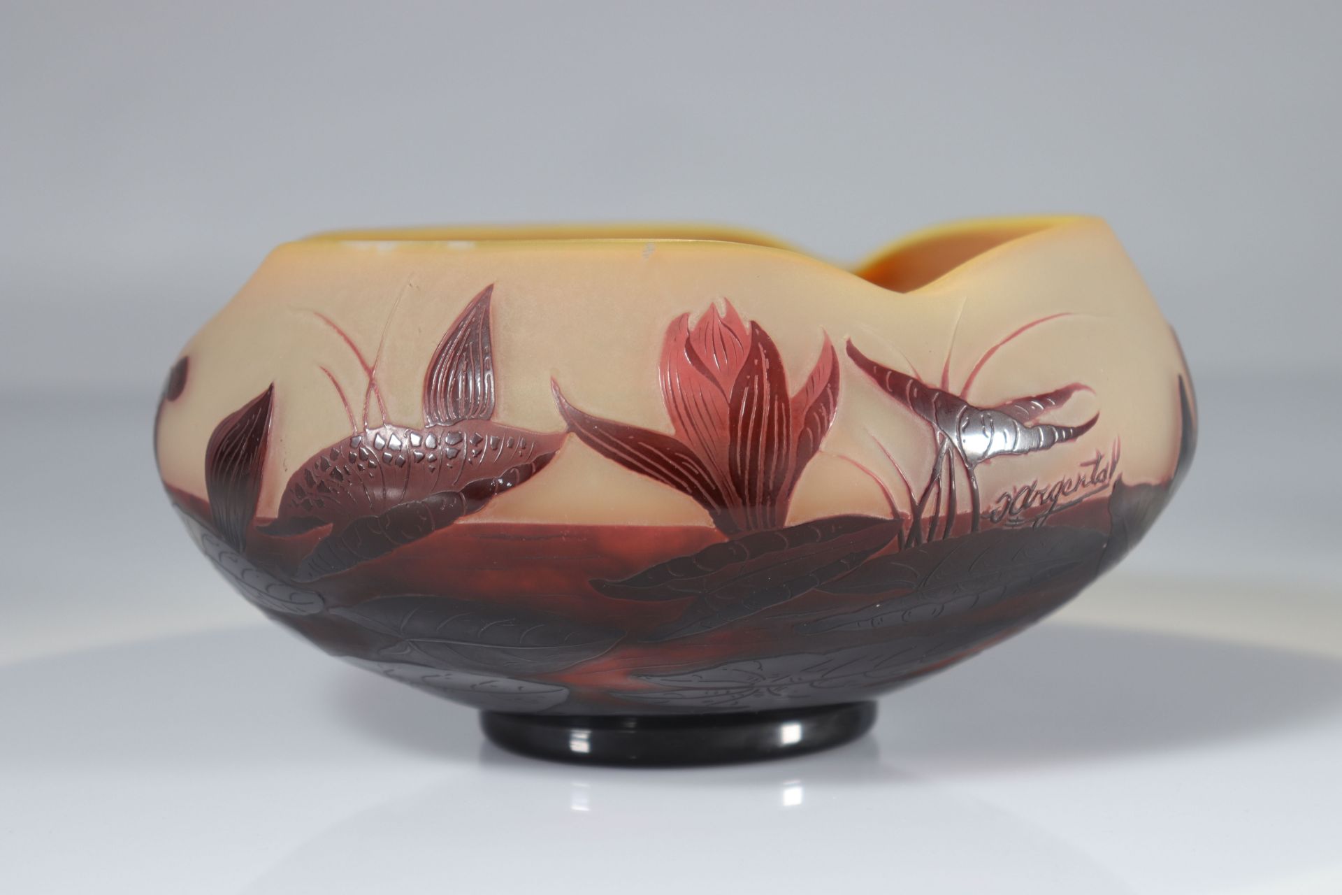 D'argental centerpiece bowl with aquatic decor - Image 2 of 3