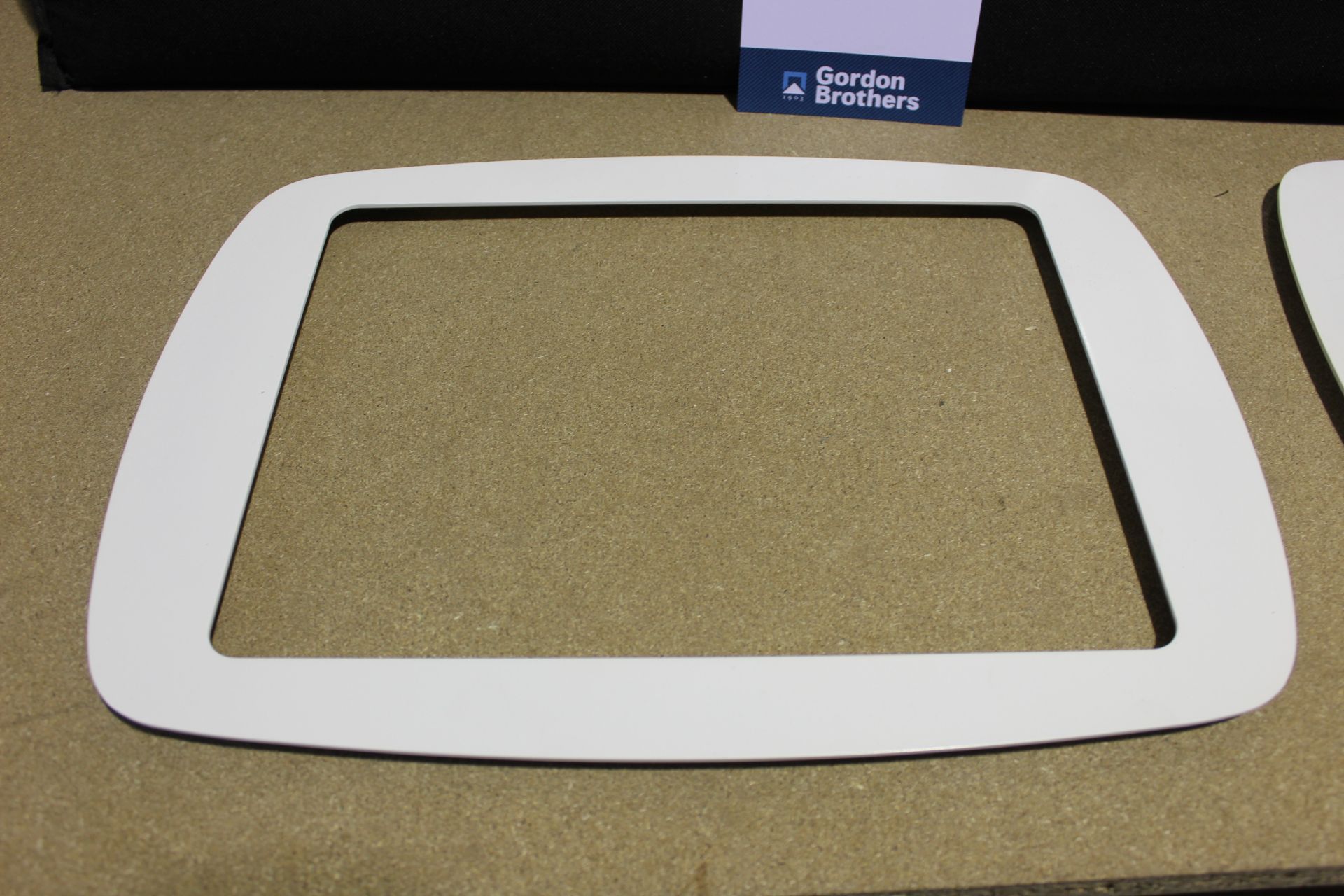 Bouncepad iPad 12.9" components comprising 6x faceplates iPad 12.9" (1st Gen) (White), 3x faceplates - Image 3 of 8