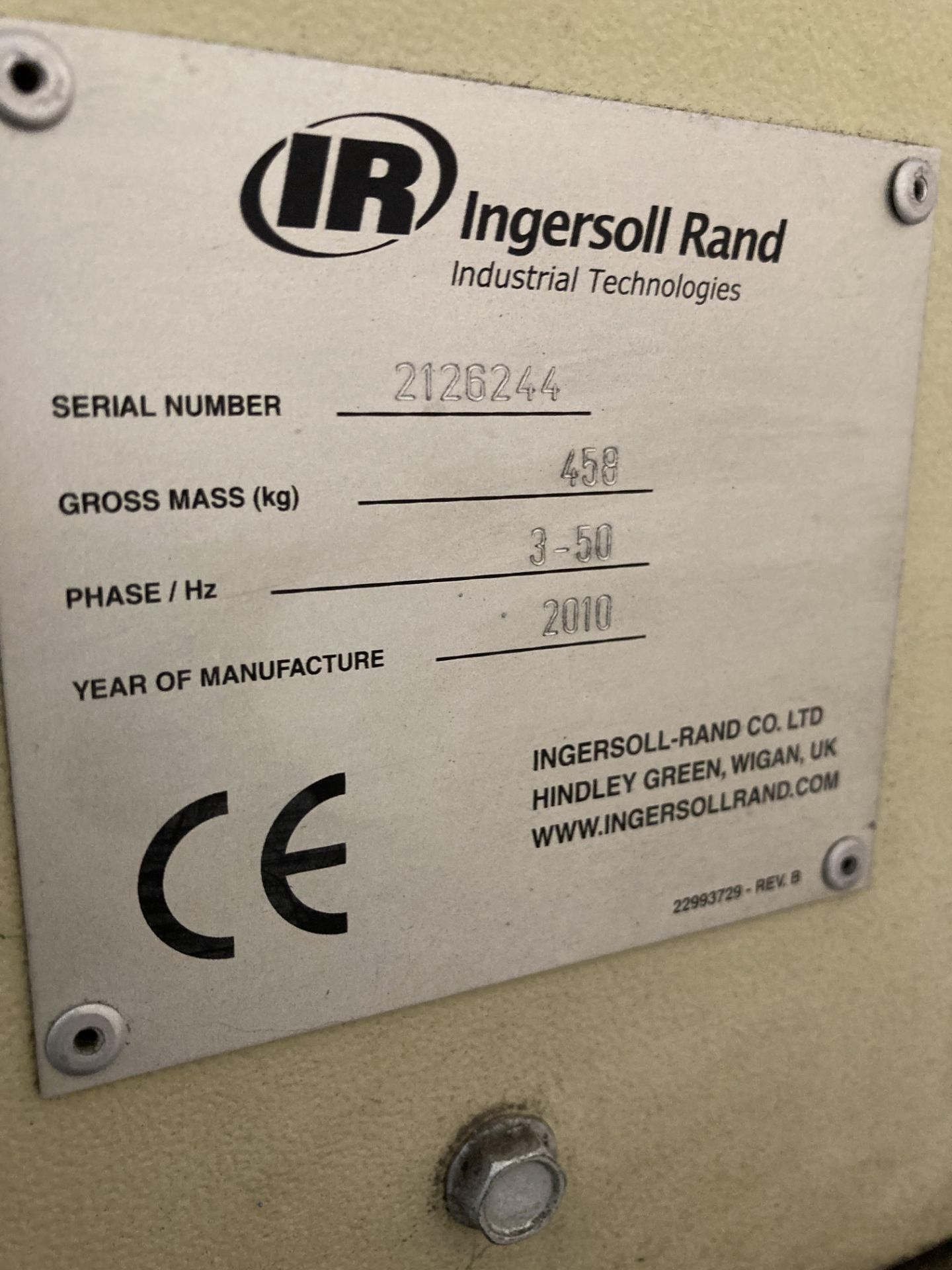 Ingersoll Rand receiver mounted packaged air compressor, Serial No. 2126244 (2010) - Image 4 of 4