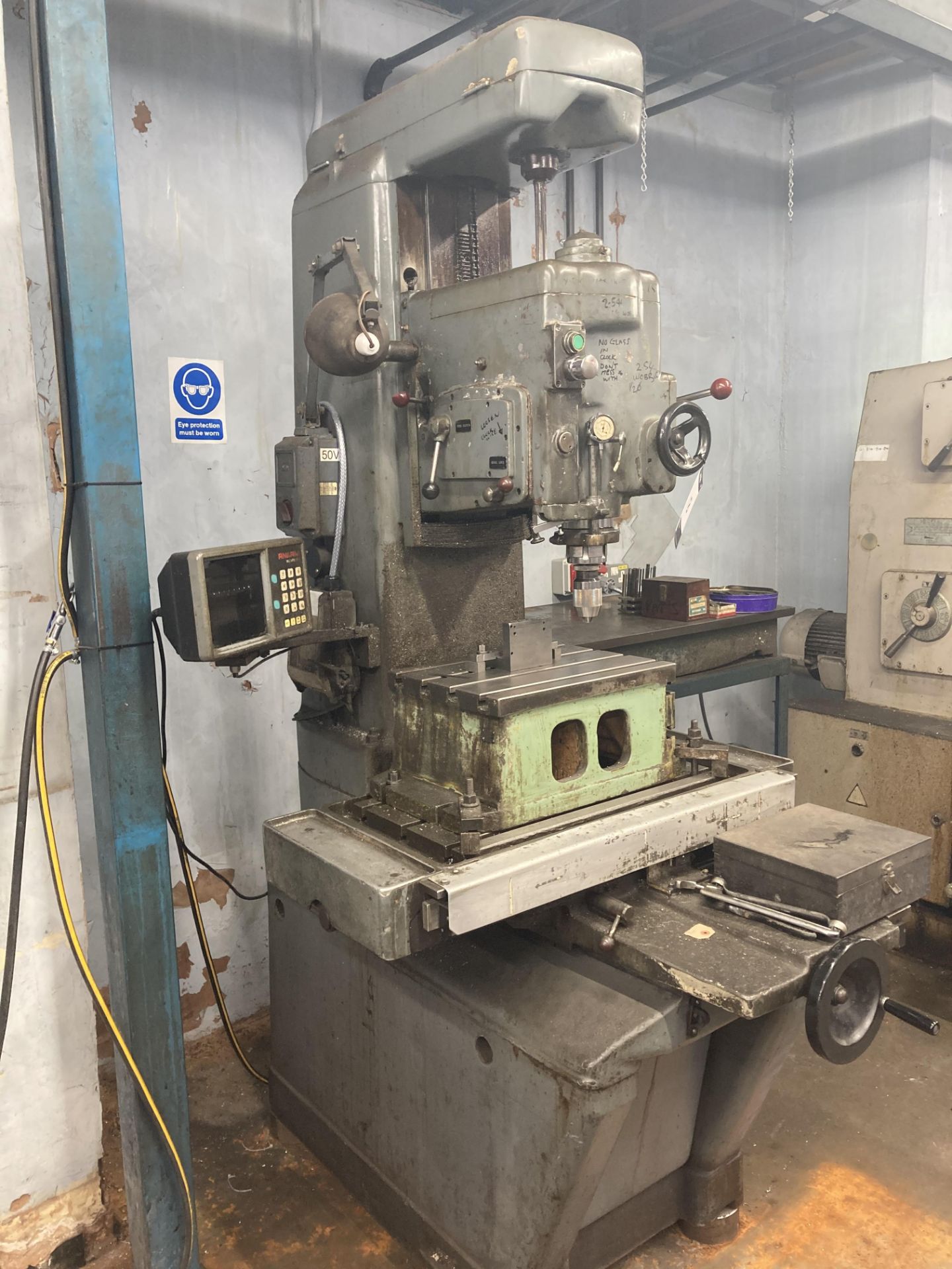 Elga vertical boring machine, Serial No. 5671-25, table size 600mm x 300mm, speeds 95-2070 with - Image 2 of 6