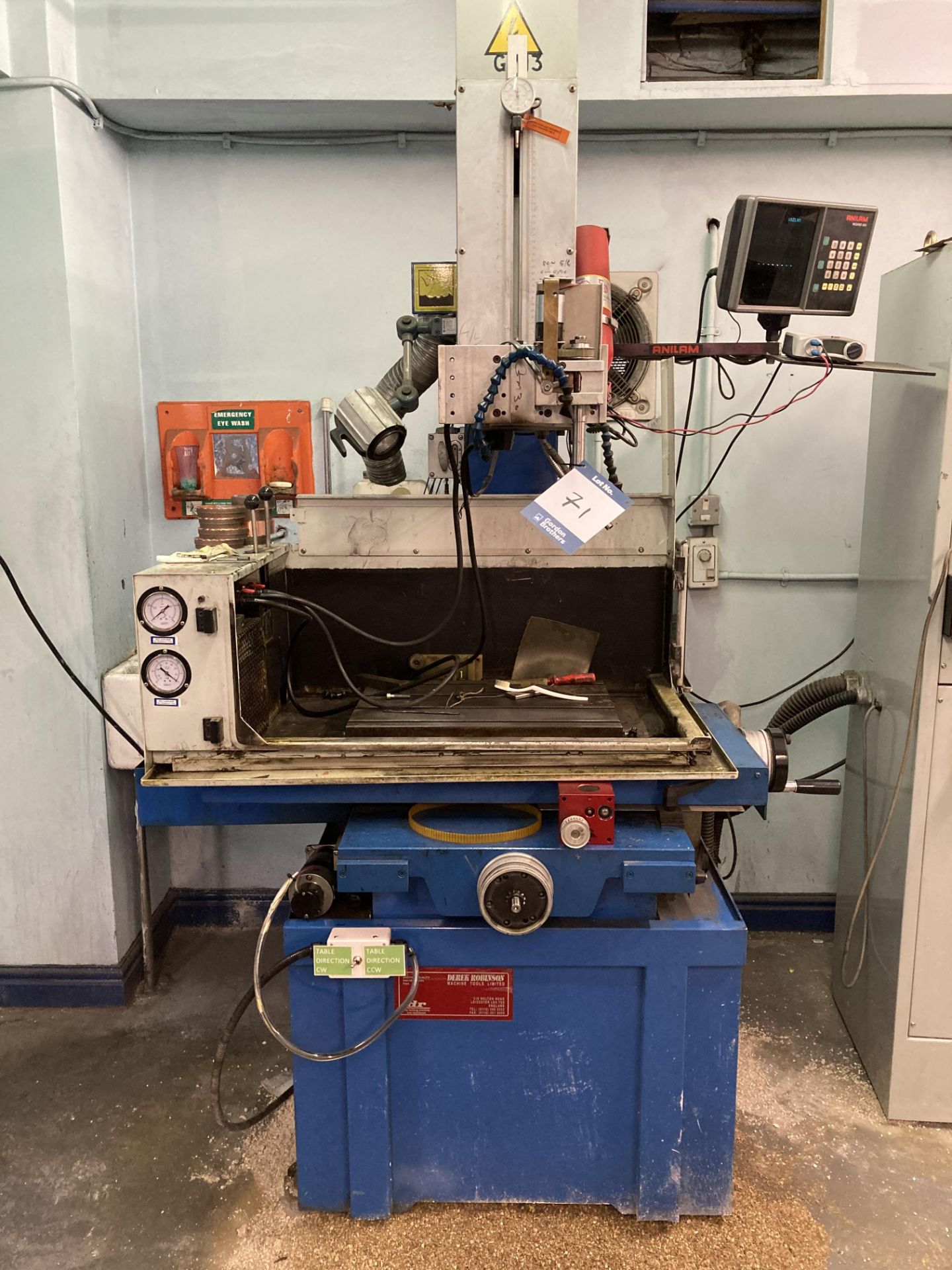 Chmer CM 323-R electrical discharge machine, Serial No. M001009 (2000), table size 500mm x 350mm
