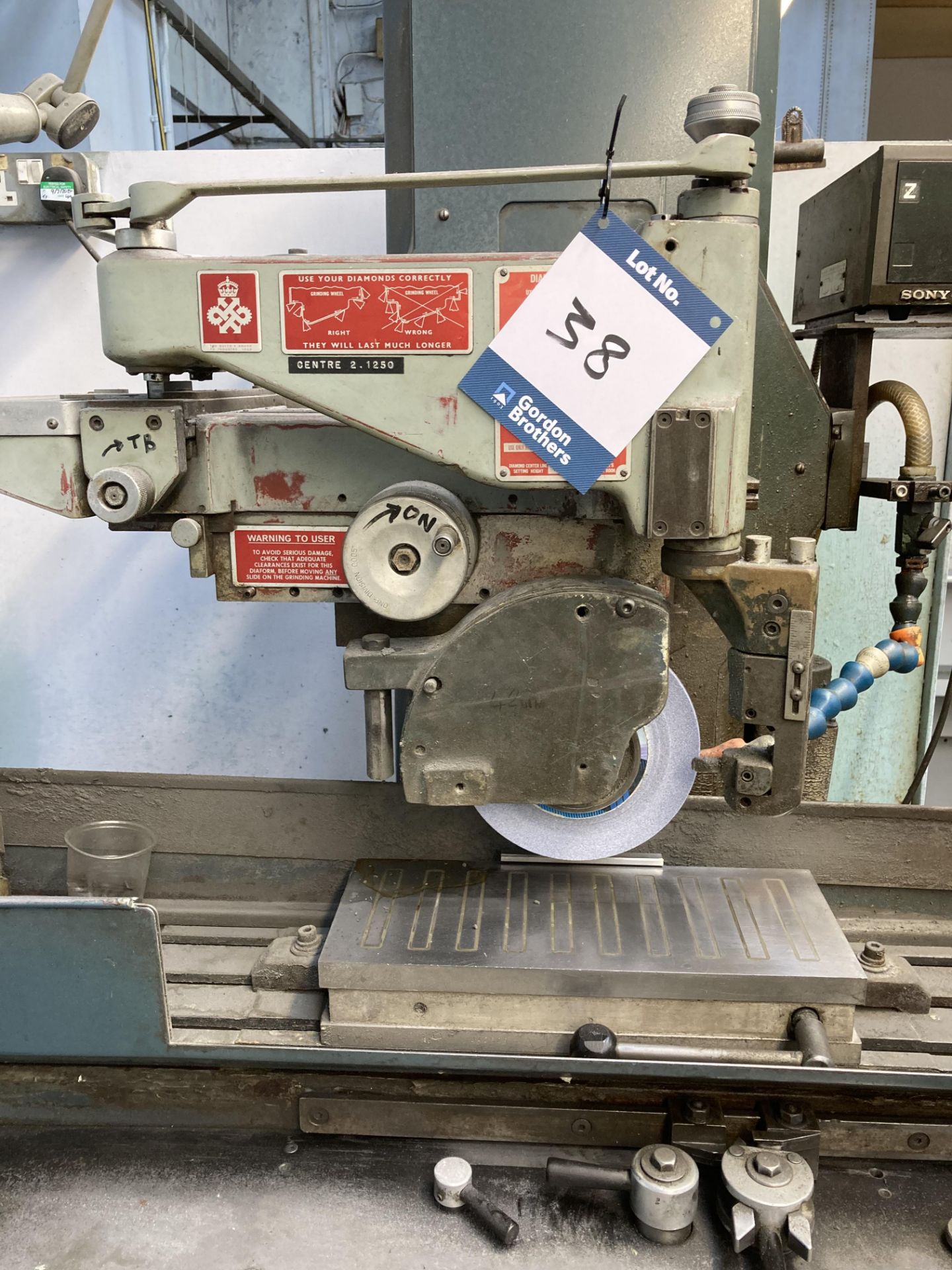 Jones & Shipman 540L horizontal surface grinding machine, Serial No. B098289, table size 26" x 6" - Image 3 of 9