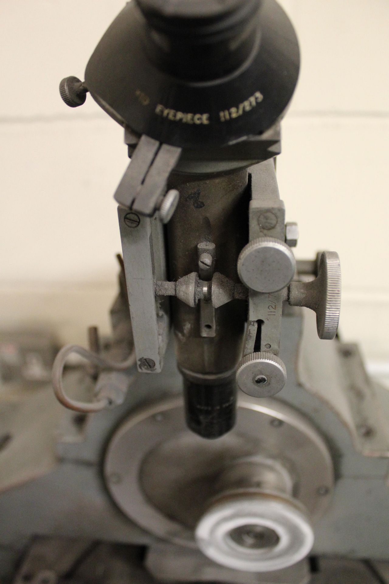 Triefus diamond planetary grinder with RTH microscope tube 112/78; RTH x10 eyepiece 122/273; - Image 6 of 6