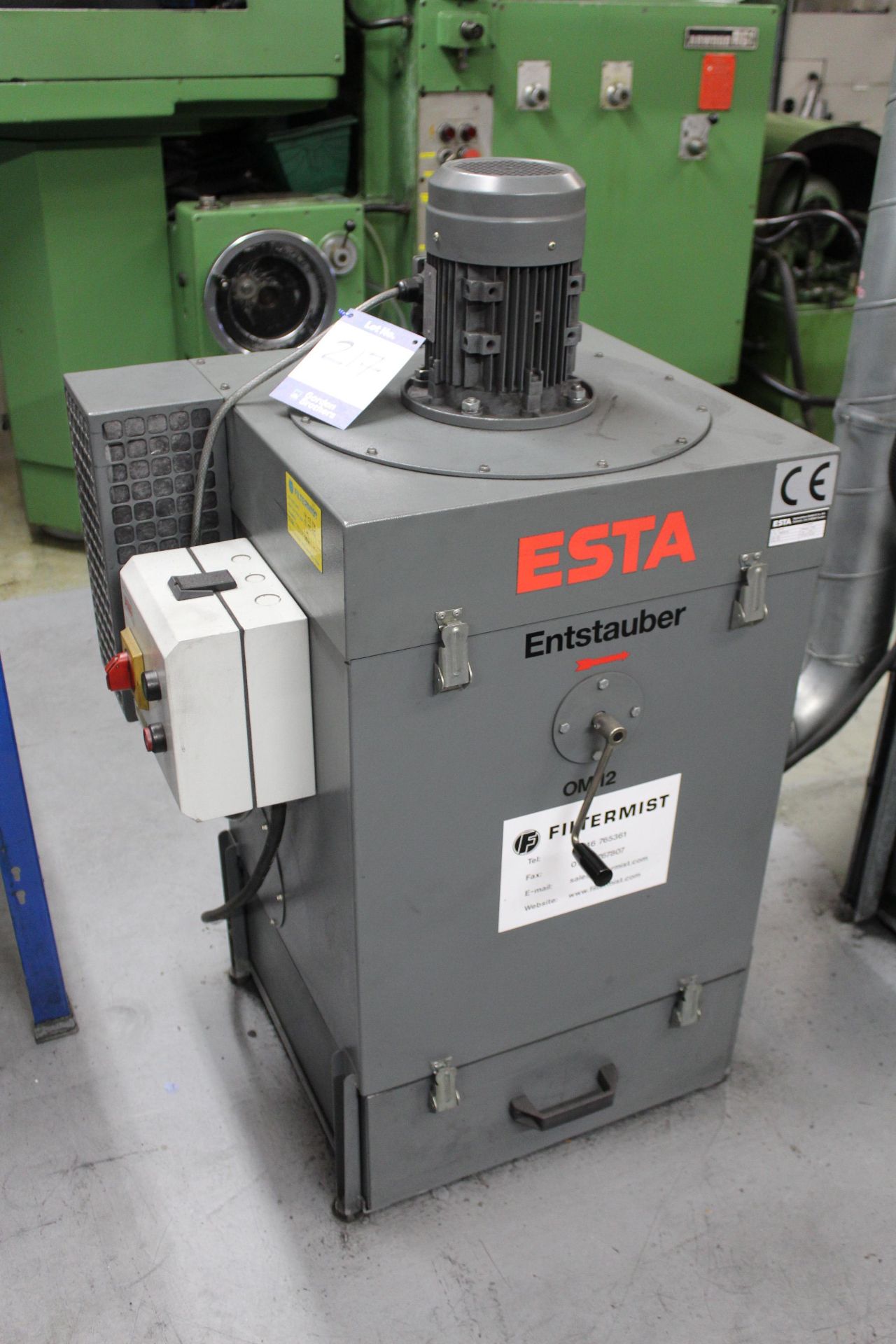 Esta OM-12 dust extraction unit, Serial No. 08000102 (2008) with 3m ducting section; 4x various