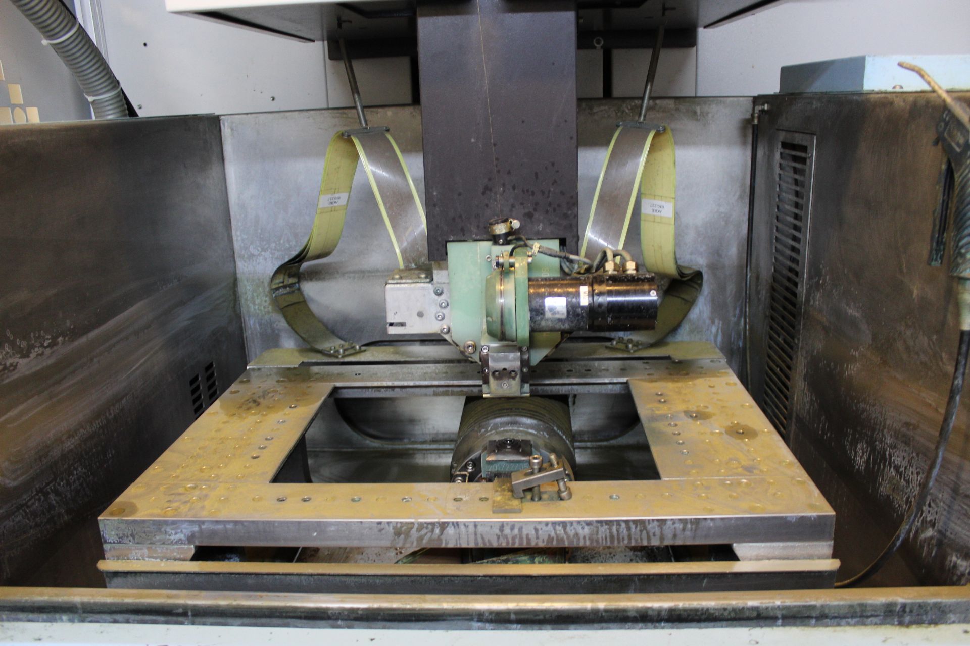 Agie Agiecut Progress 2 wire cut EDM machine, Serial No. 307 (2006), voltage: 3x 400V, Frequency: 50 - Image 2 of 17