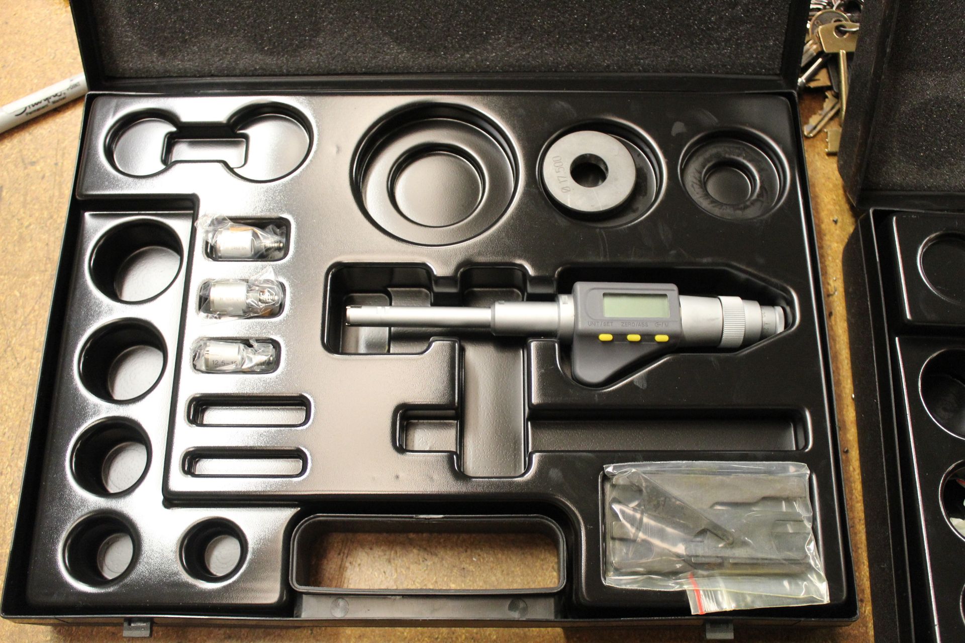 Tessa Type 62.30020 10-20mm micrometer kit Serial No. 1C039501 - Image 2 of 2