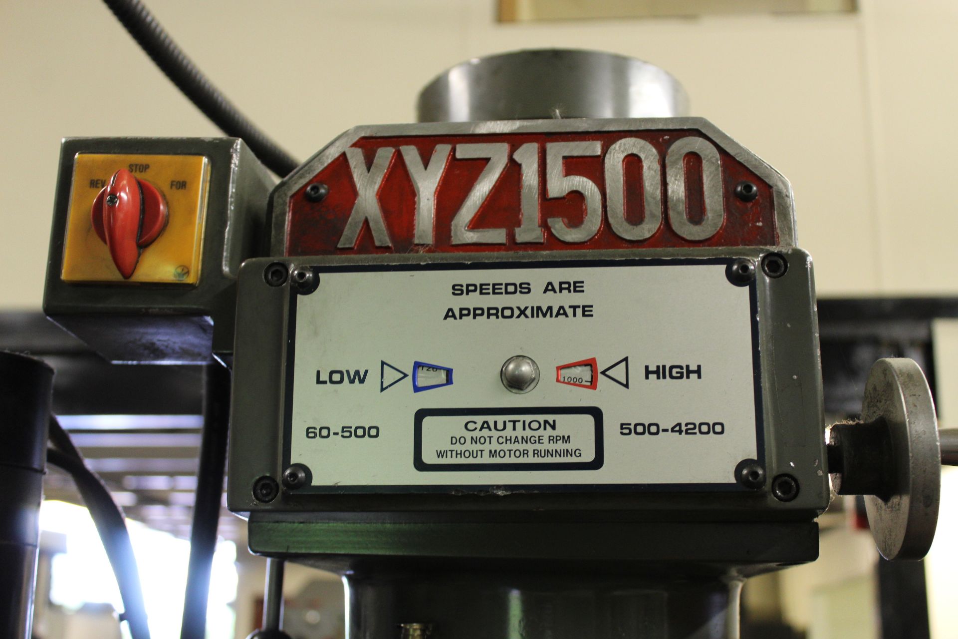 XYZ Machine Tools Pro 1500 VS 3-axis turret head milling machine Serial No. 971 976 (1998), table - Image 11 of 12