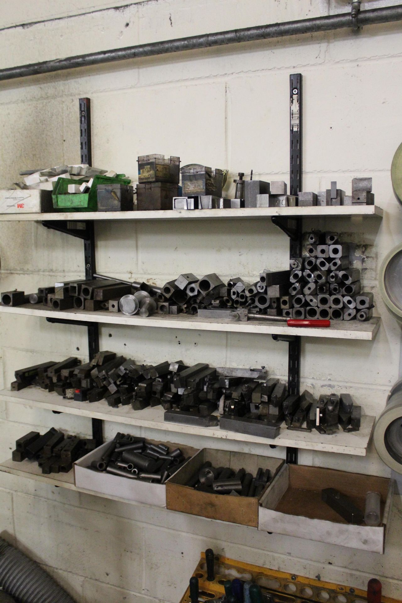 Quantity of various Coborn tool holders and fixtures