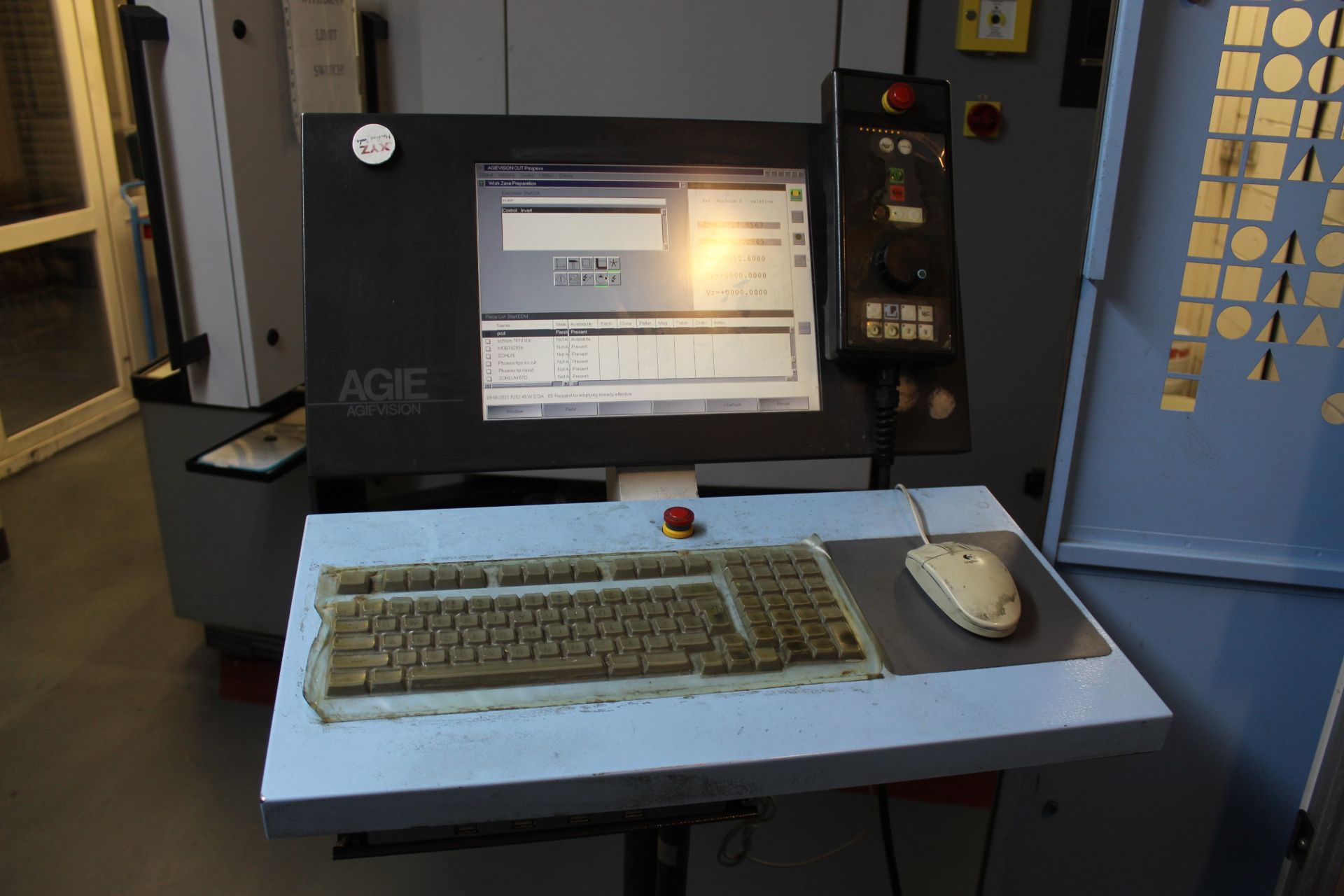 Agie Agiecut Progress 2 wire cut EDM machine, Serial No. 307 (2006), voltage: 3x 400V, Frequency: 50 - Image 3 of 17