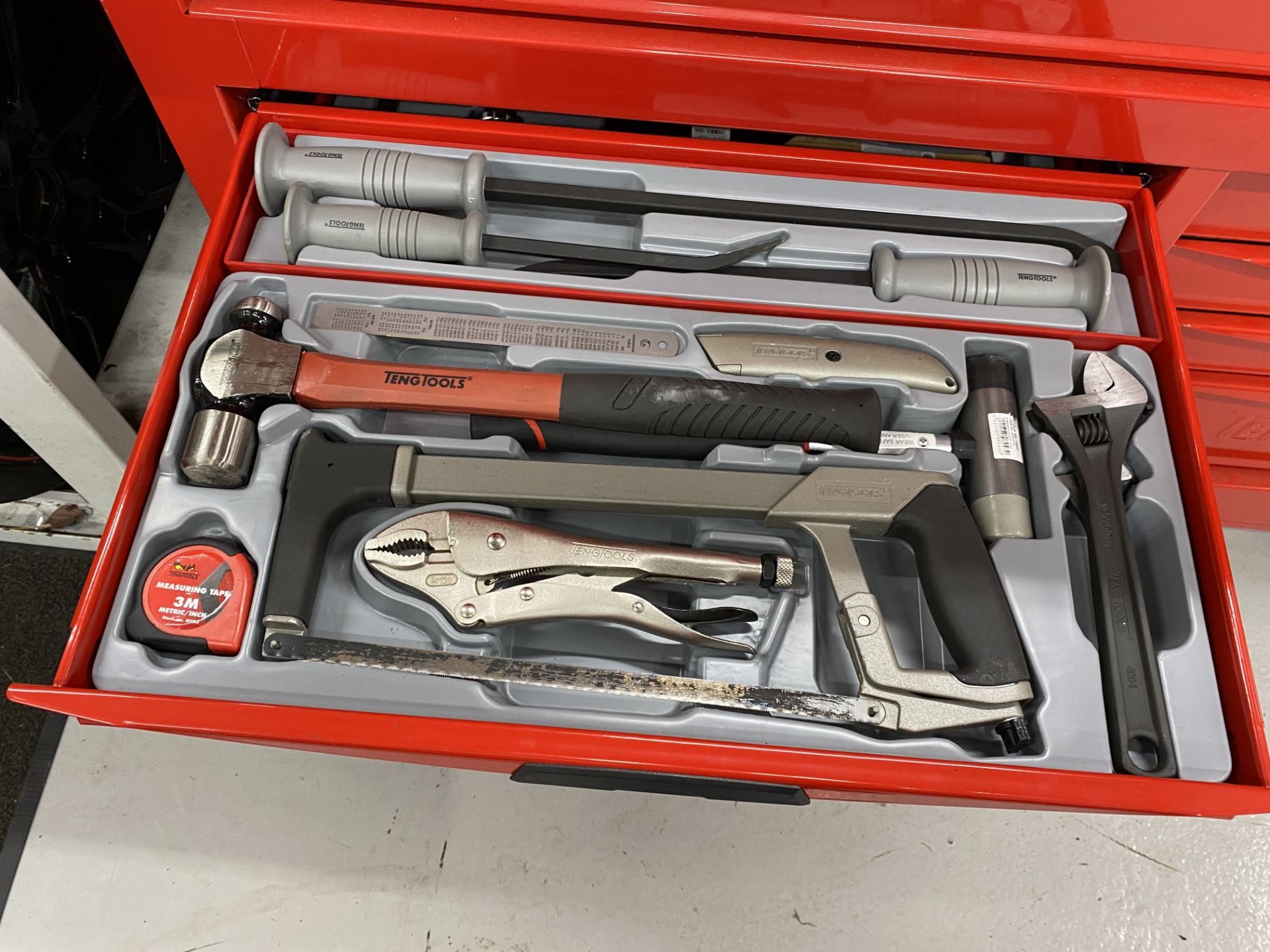Tengtool box code CMONSTER-02, mobile 9 drawer toolbox with a 10 drawer top box toolbox, including - Image 19 of 21