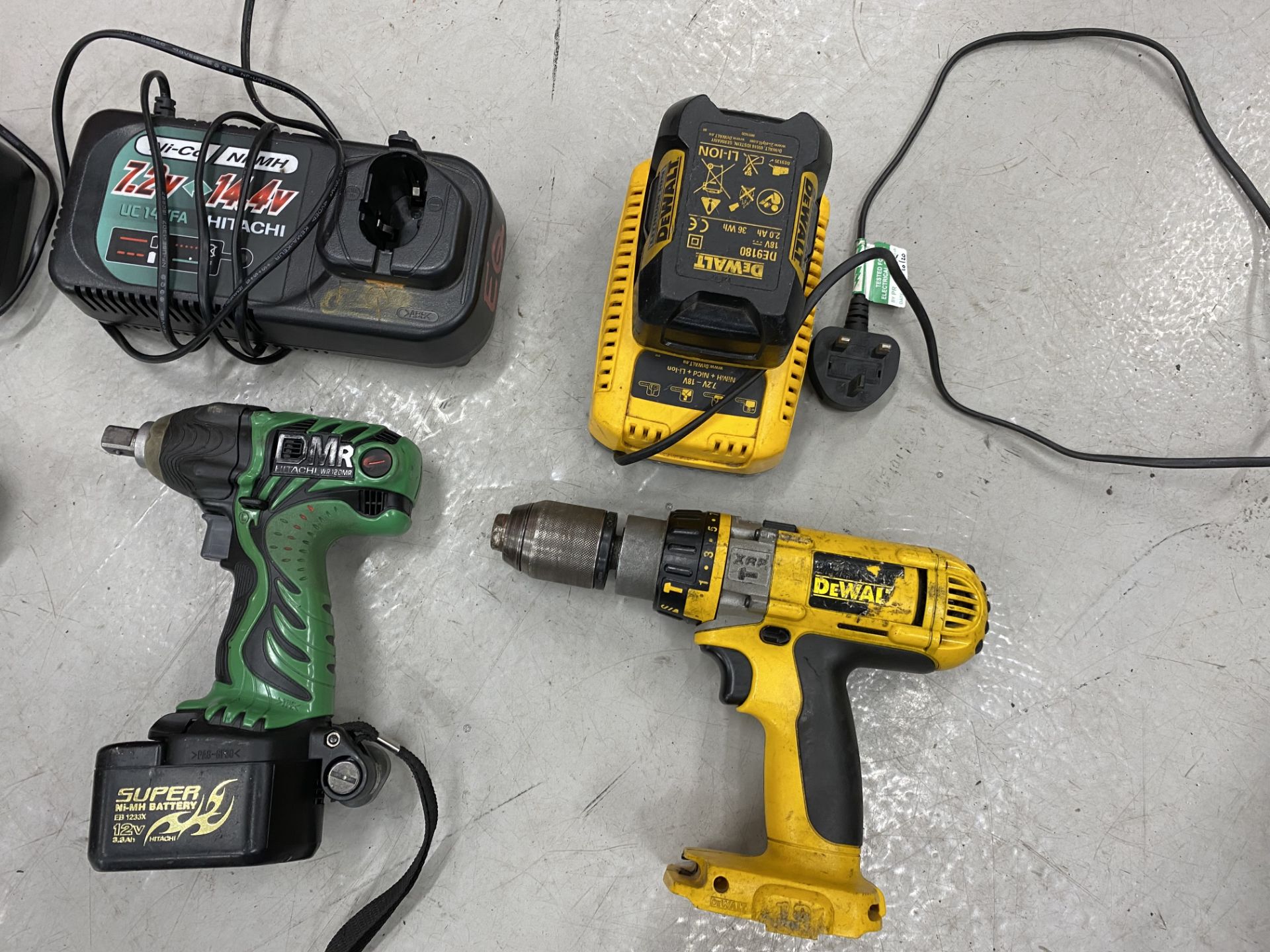 Battery hand tools to include 2 x Hitachi DV18 DGL cordless combi drills, 1 x Titan T1-526com - Image 4 of 6