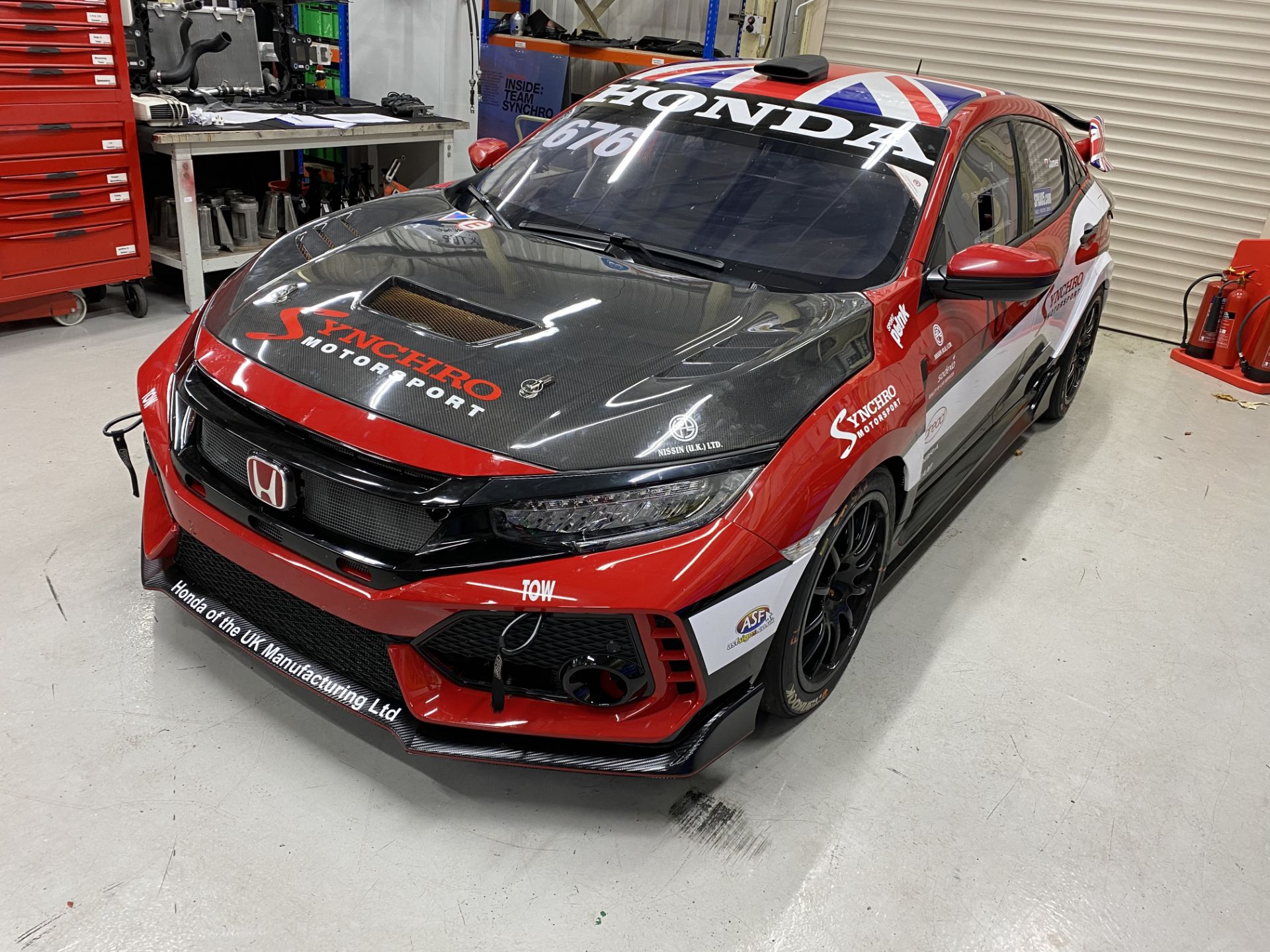 Honda Civic Endurance 20L FK8 type R left hand drive racing car, red and black paint finish, 2018 - Image 4 of 93