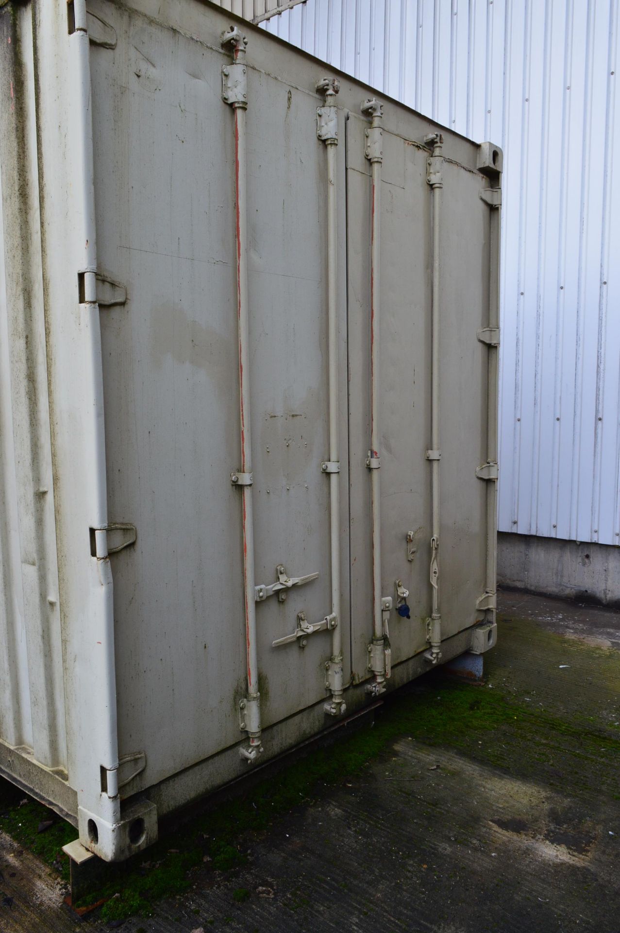 Steel Shipping container, 6m x 2.4m x 2.6m High with 3 Boltless Steel Pallet Racks (contents not - Image 9 of 9