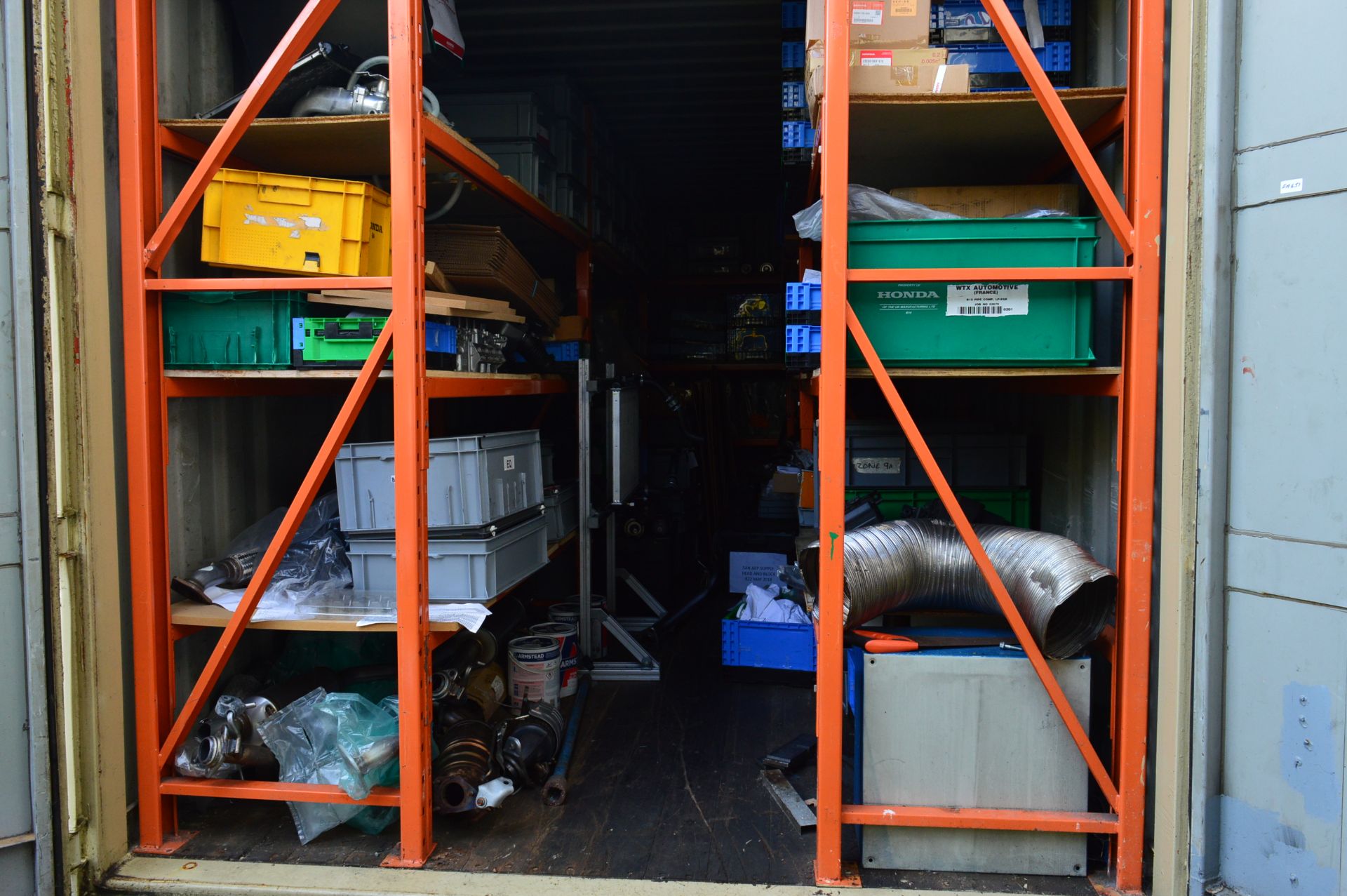 Steel Shipping container, 6m x 2.4m x 2.6m High with 3 Boltless Steel Pallet Racks (contents not - Image 5 of 9