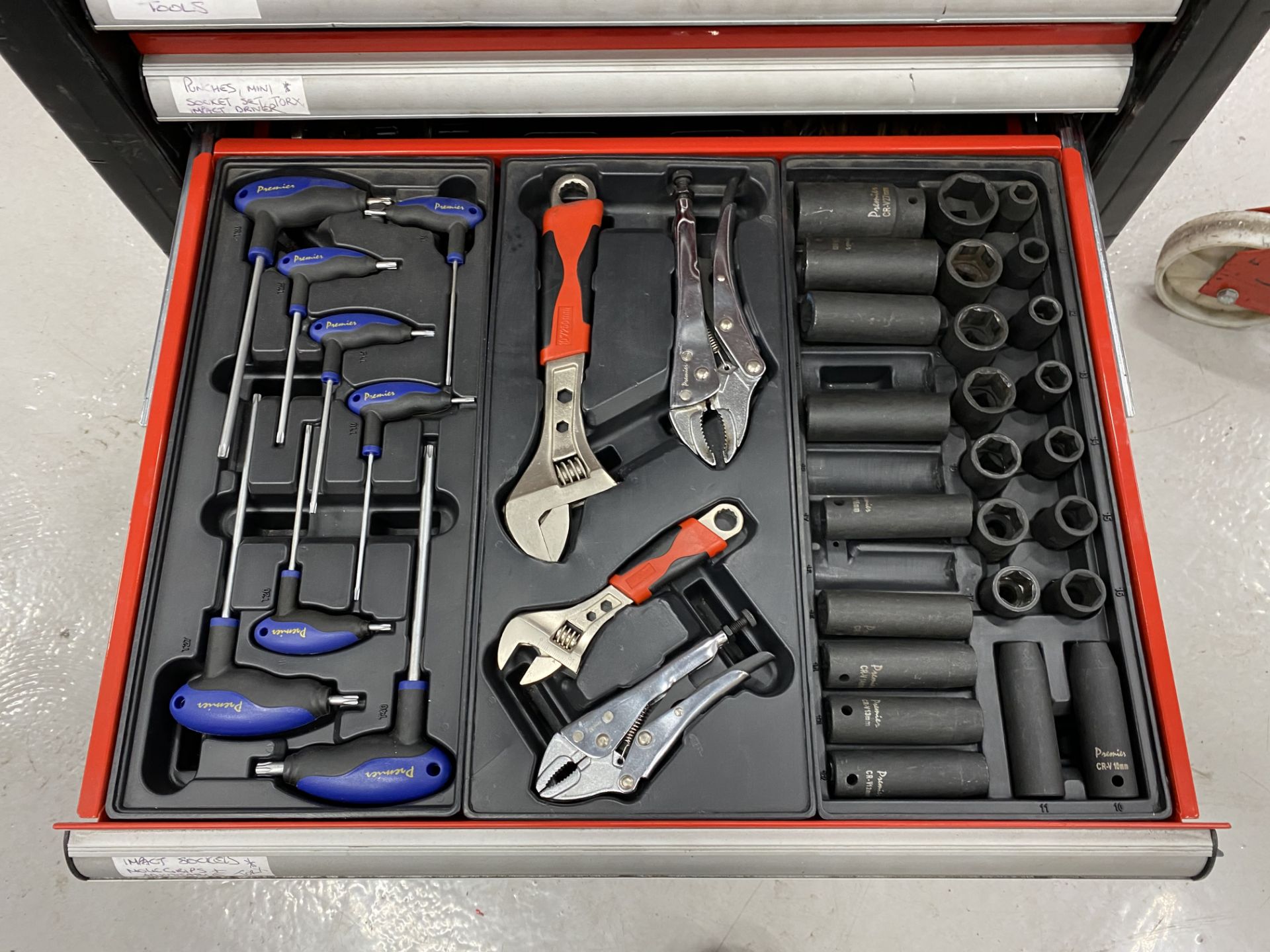 Sealey 10 drawer mobile toolbox including the following tools, rings and open ended spanners 7mm- - Image 8 of 11