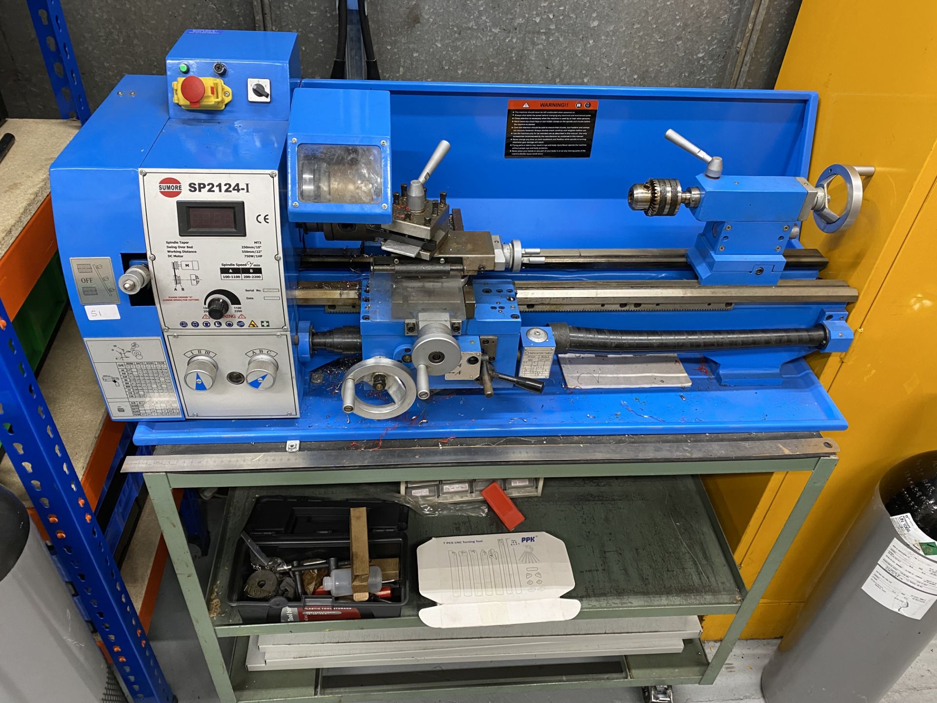 Sumore SP2124-1 Bench type centre lathe with 3 jaw chuck, spindle speeds (A) 100-1100 R.P.M, (B) - Image 7 of 8